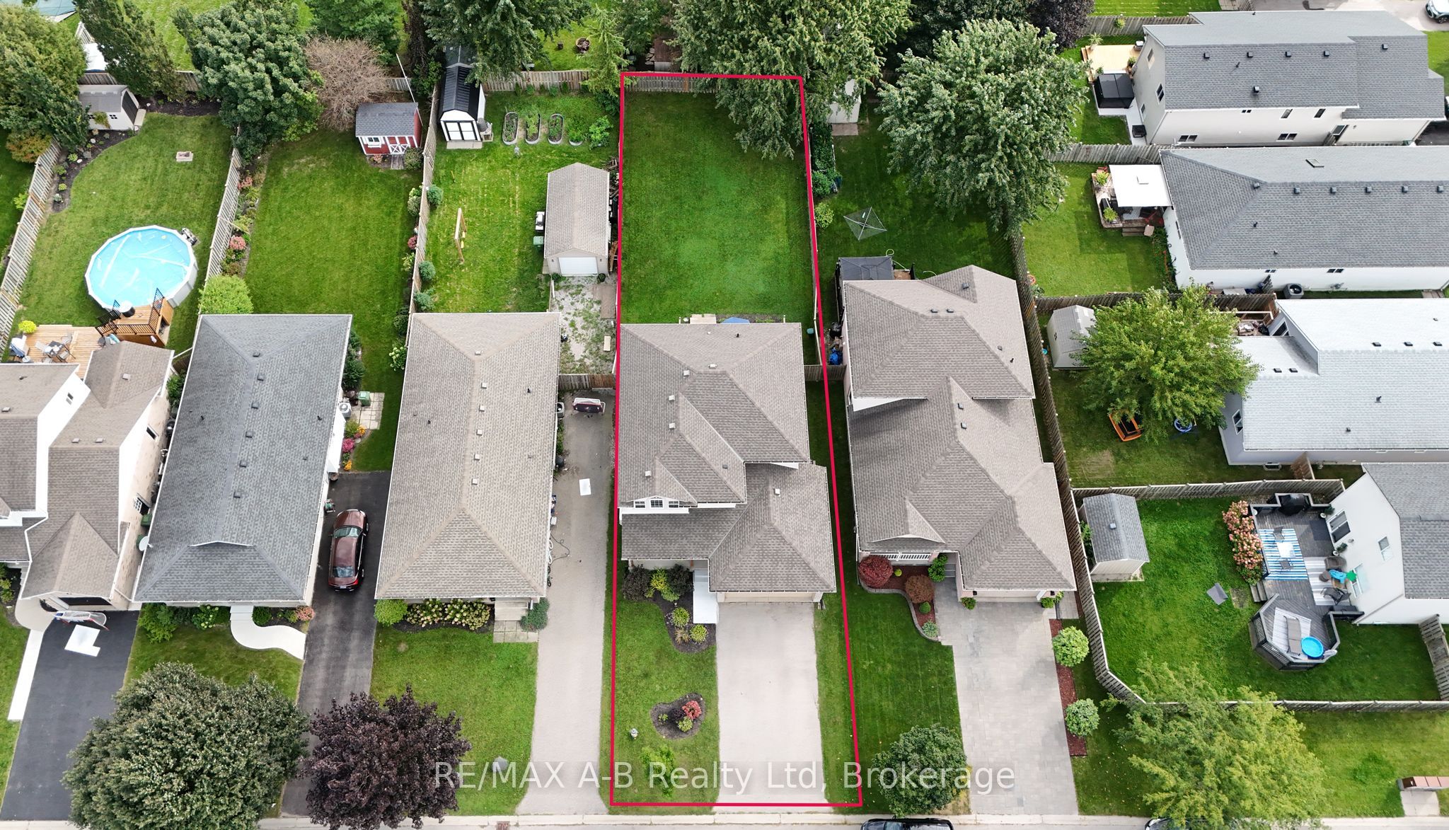 15 Cook Crescent Property Photo 6