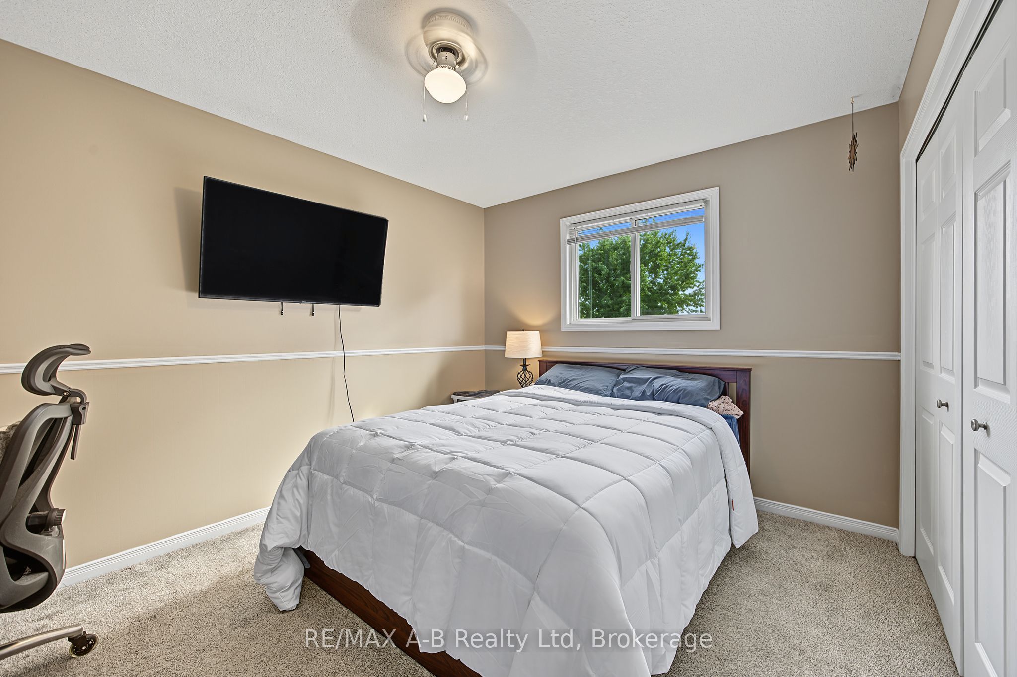 15 Cook Crescent Property Photo 22
