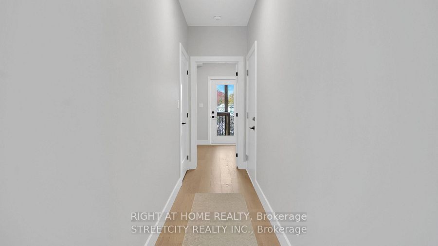 2500 Main Street 9 Property Photo 7