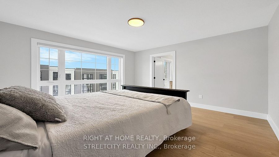 2500 Main Street 9 Property Photo 16