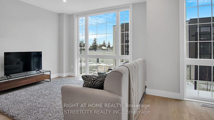 2500 Main Street 9 Property Photo 20