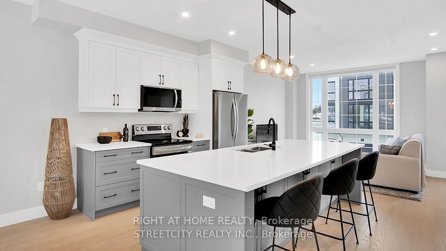 2500 Main Street 9 Property Photo 22