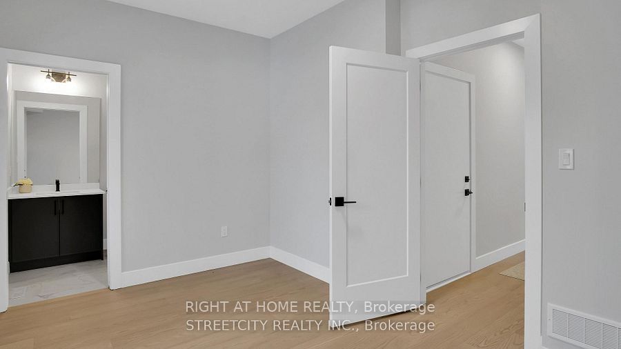 2500 Main Street 9 Property Photo 26
