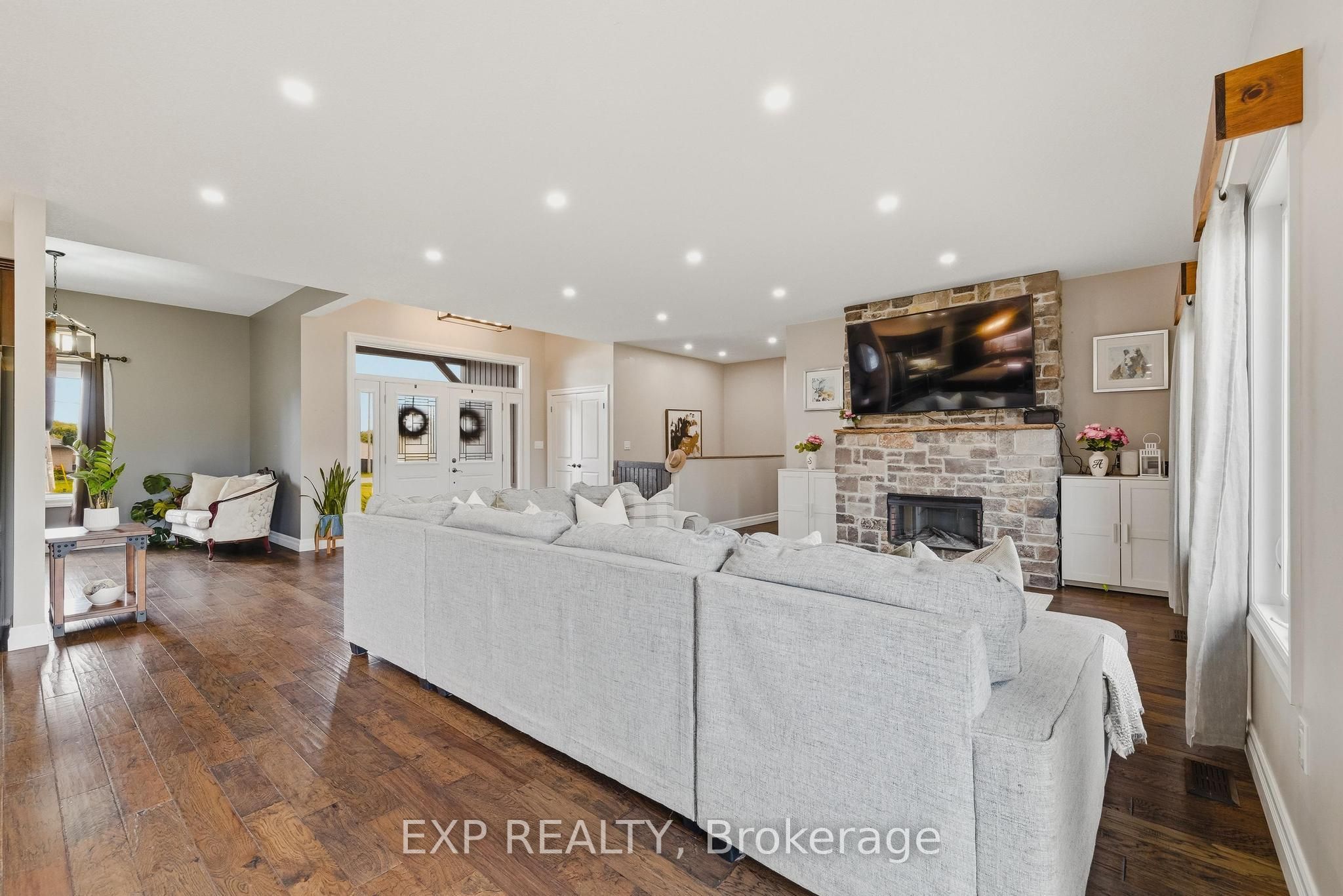 236 Burford Delhi Townline Road Property Photo 10