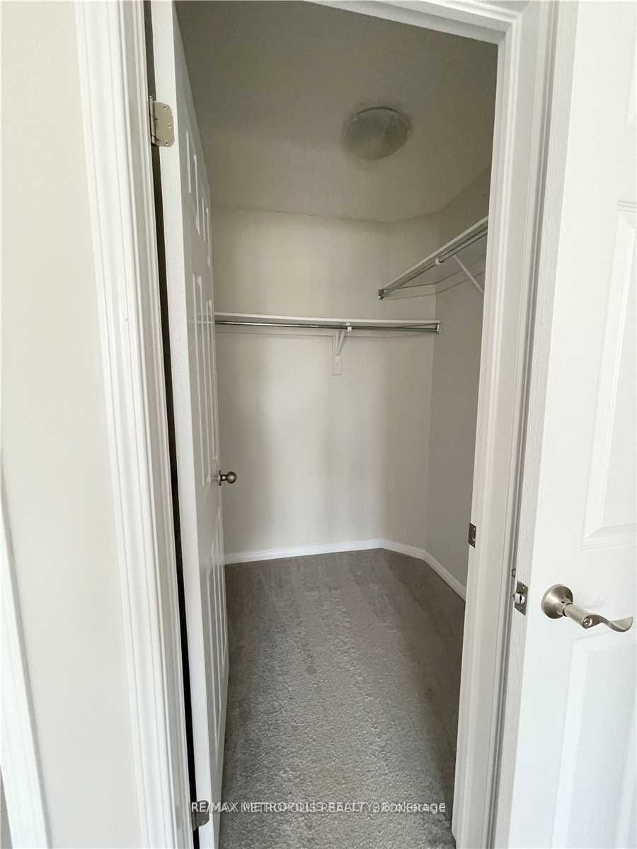668 Blair Creek Drive Property Photo 10