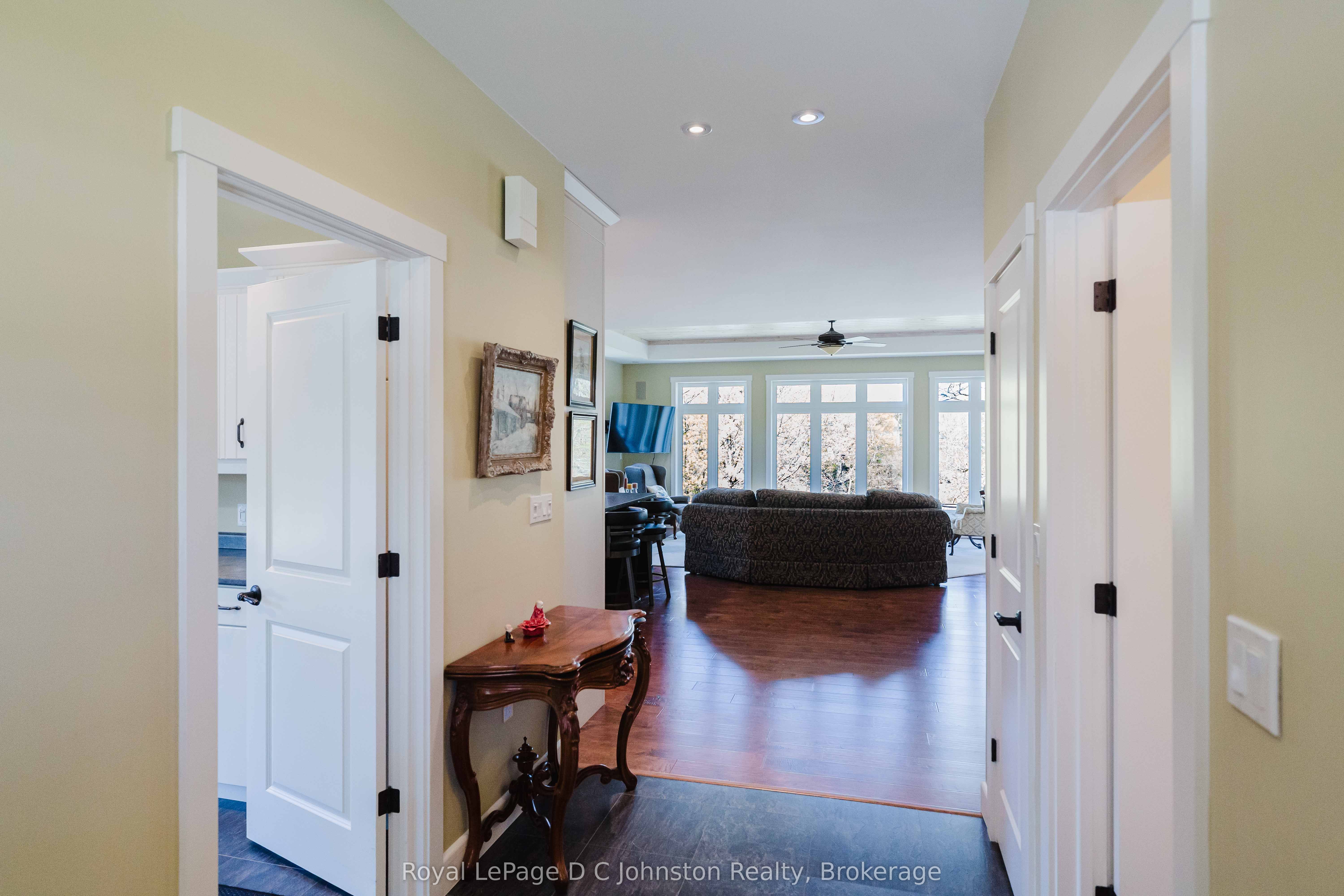 290 Saugeen Street Property Photo 15