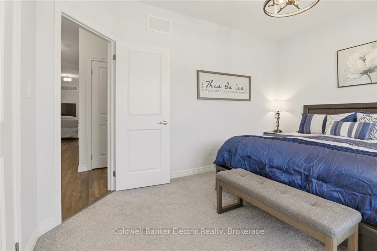 80 Marsh Avenue 14 Property Photo 7