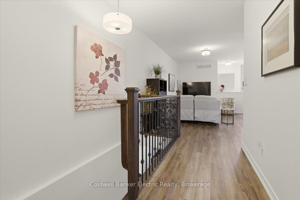 80 Marsh Avenue 14 Property Photo 9