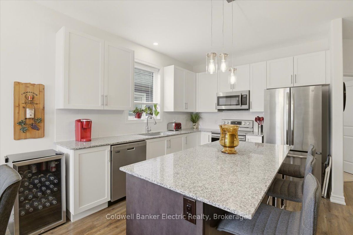 80 Marsh Avenue 14 Property Photo 14