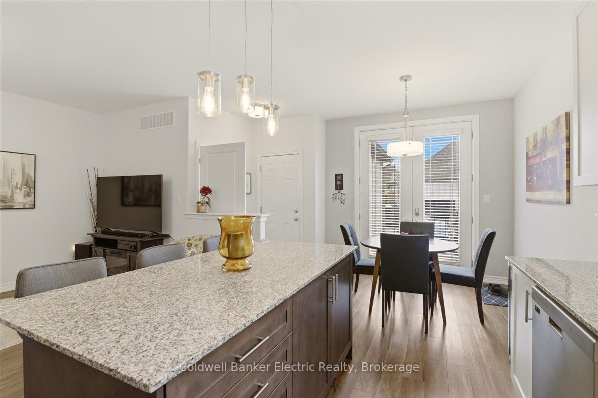 80 Marsh Avenue 14 Property Photo 15