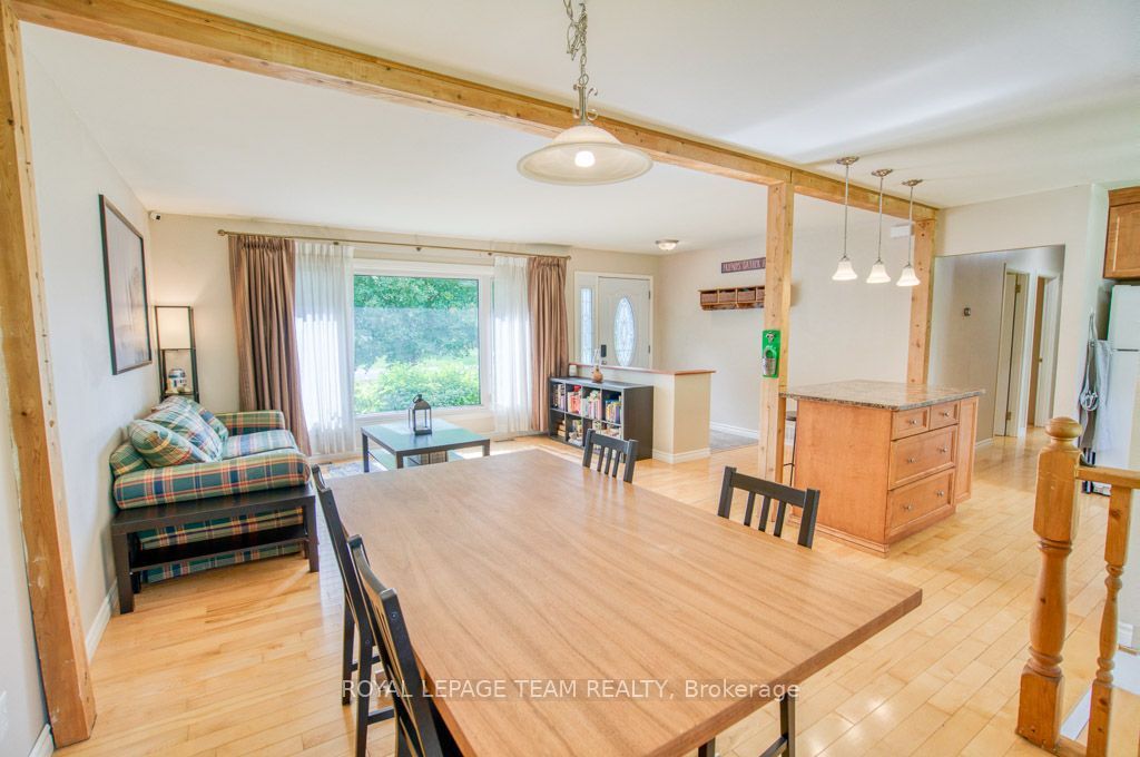 14 Maitland Street Property Photo 8