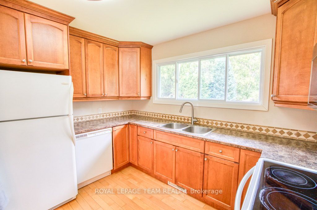14 Maitland Street Property Photo 10
