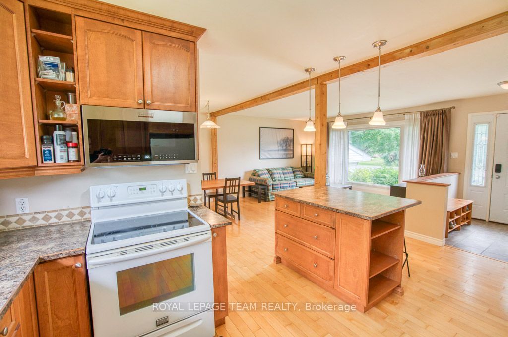 14 Maitland Street Property Photo 12