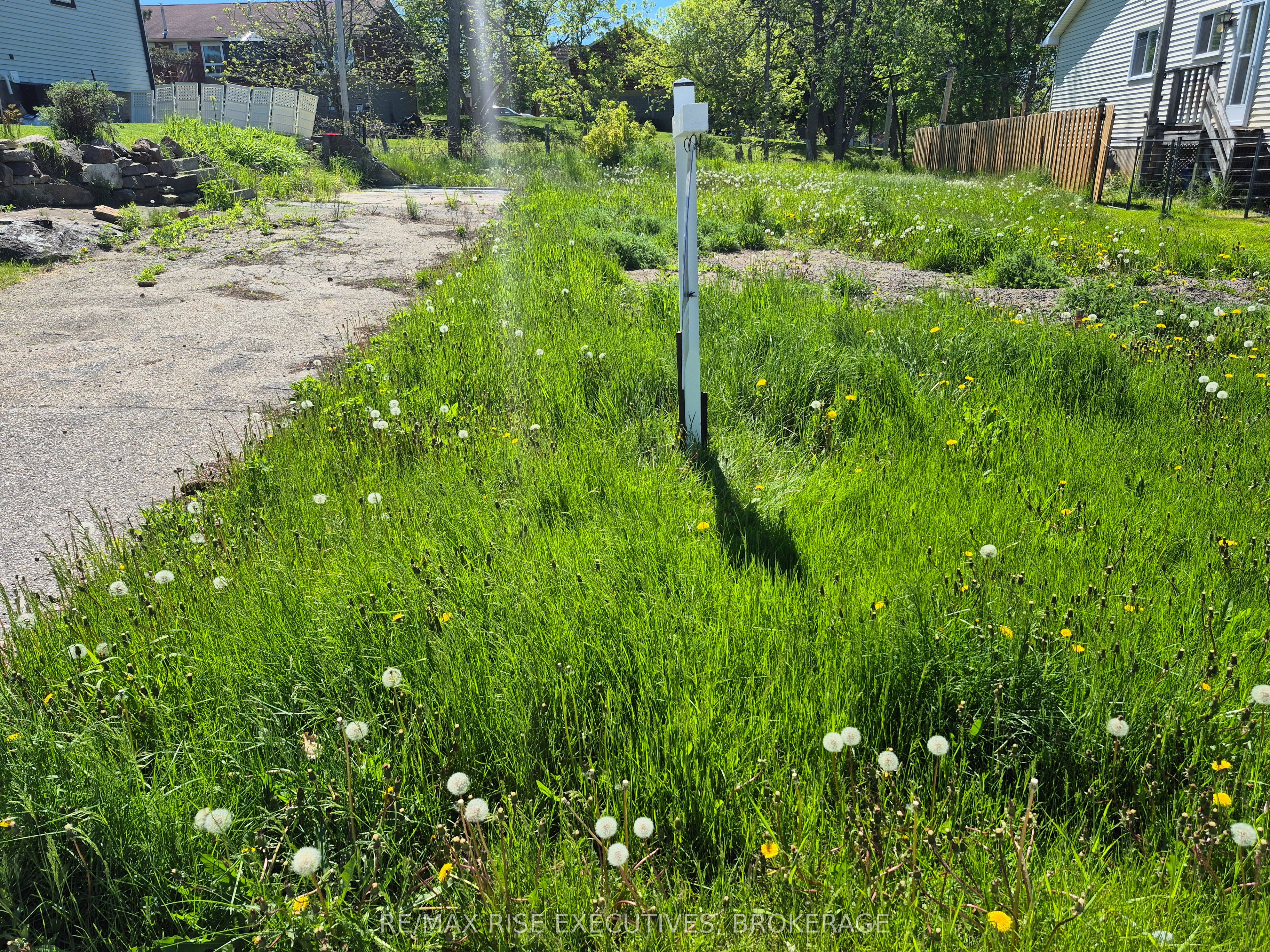 Pt Lt 311 Victoria Avenue Property Photo 2