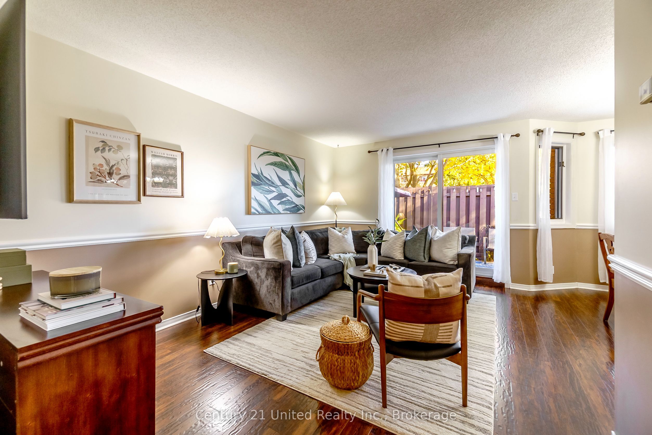 36 Champlain Crescent 15 Property Photo 4