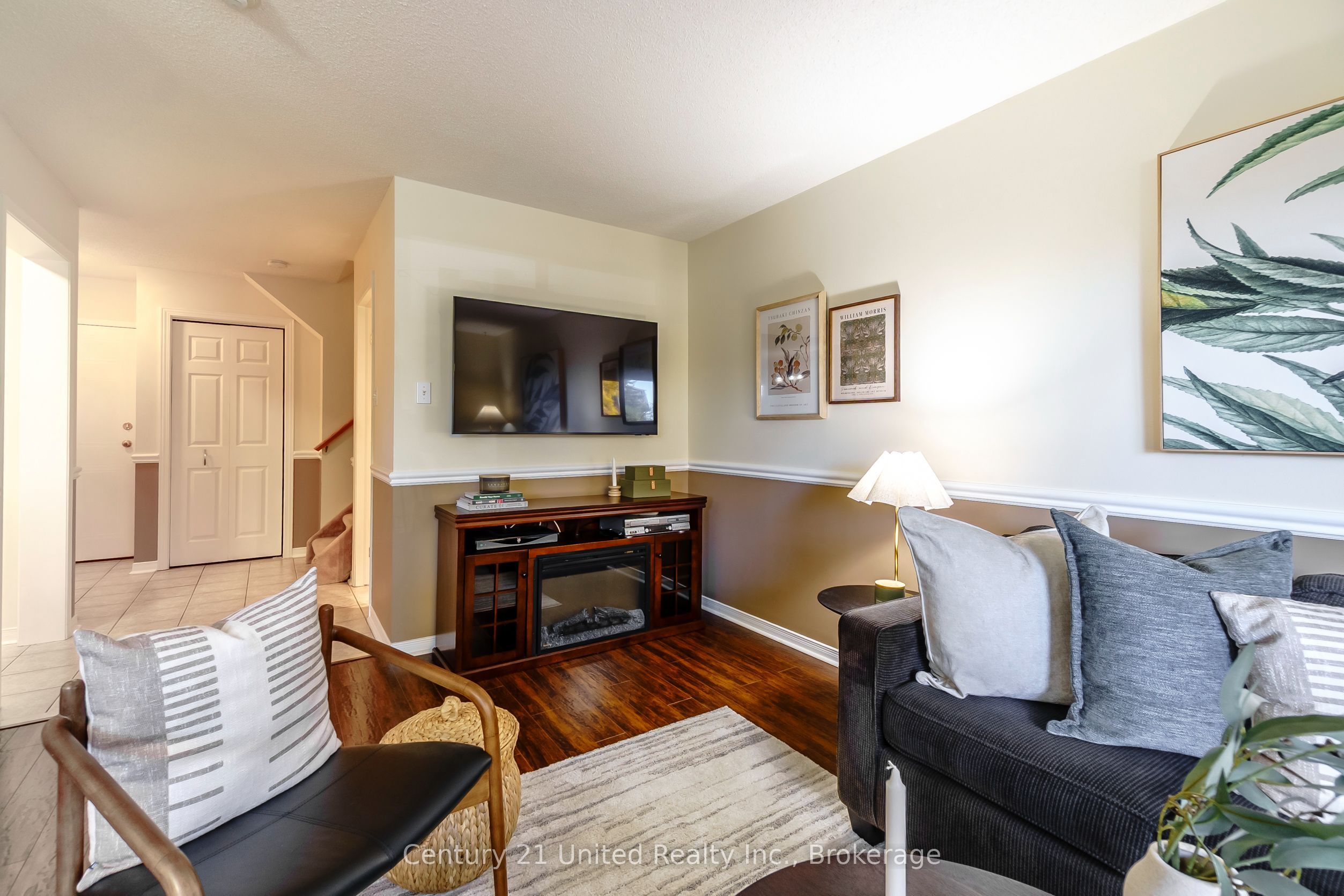 36 Champlain Crescent 15 Property Photo 8