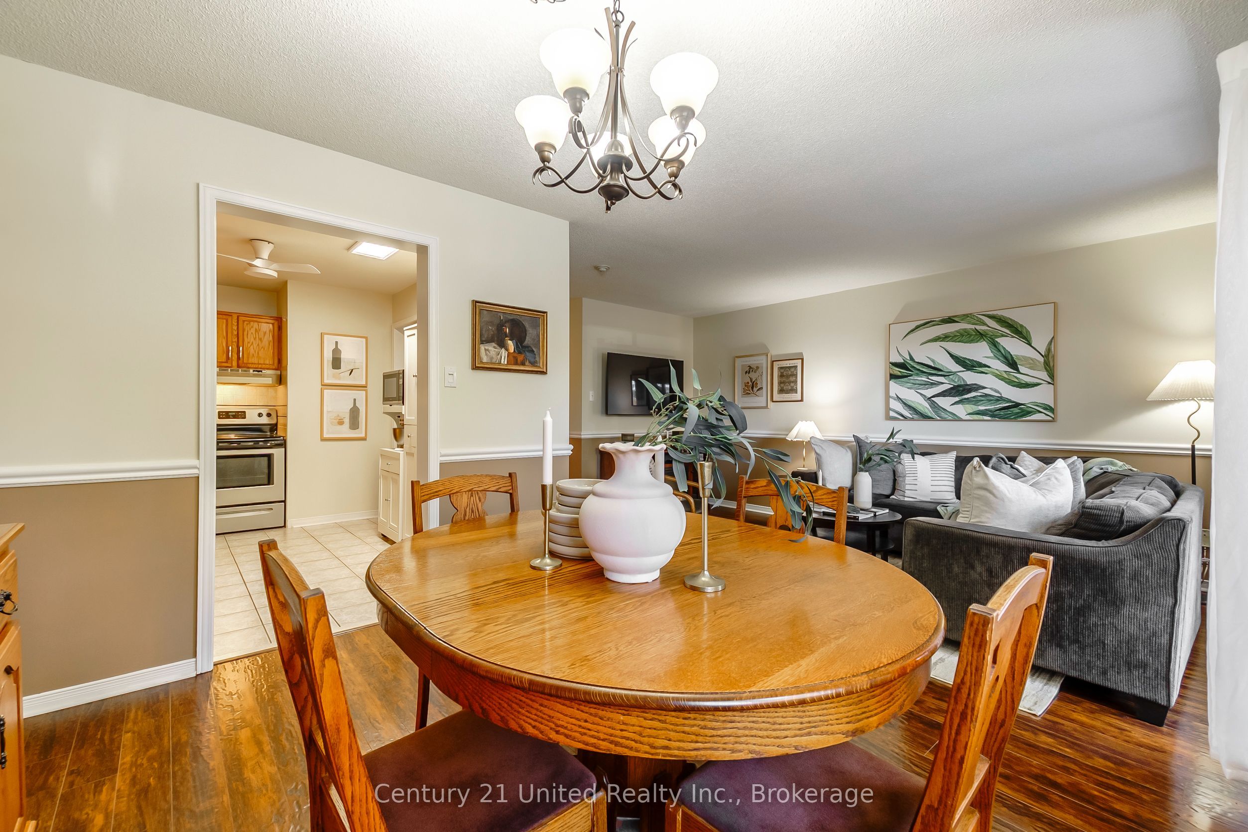 36 Champlain Crescent 15 Property Photo 11