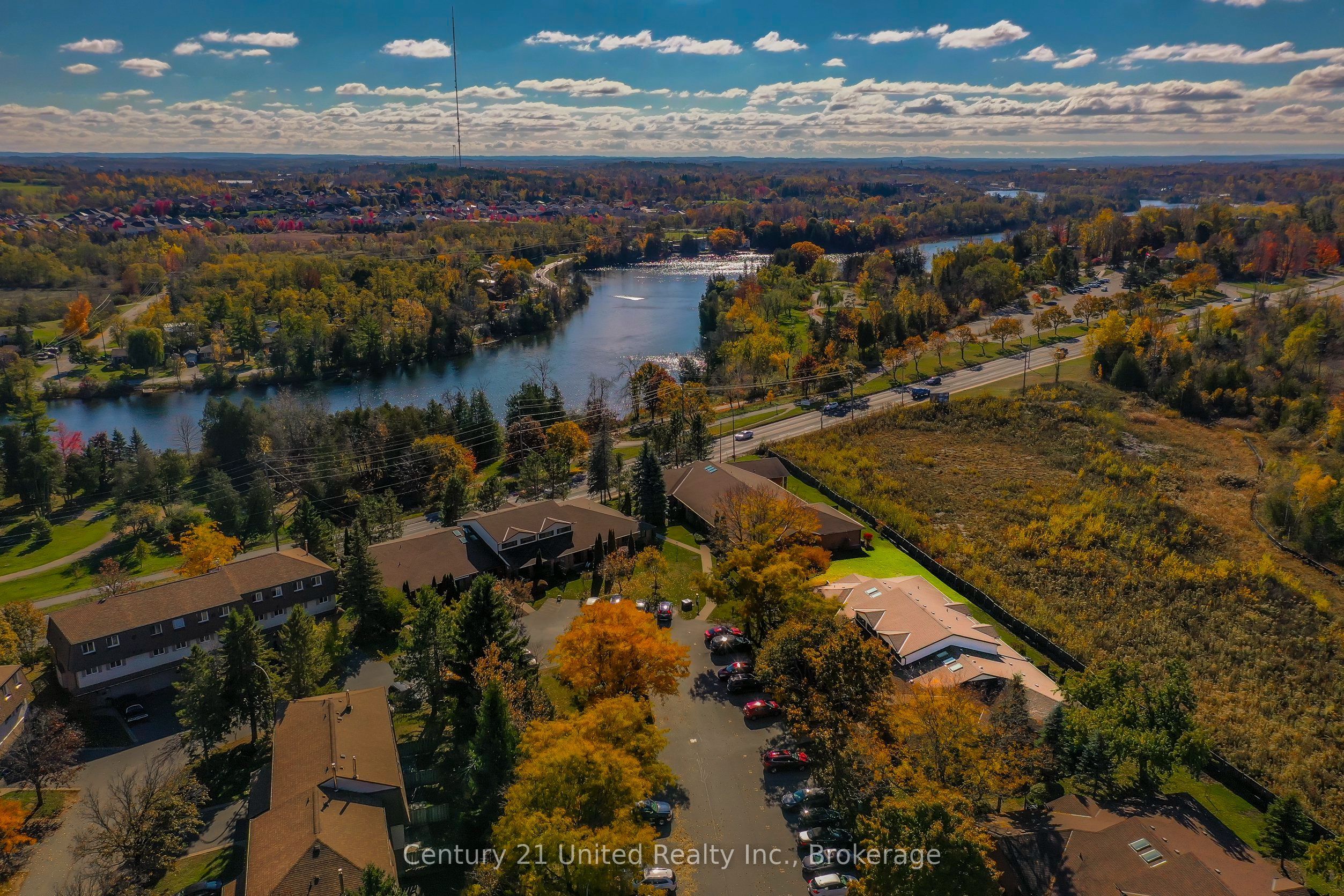 36 Champlain Crescent 15 Property Photo 40