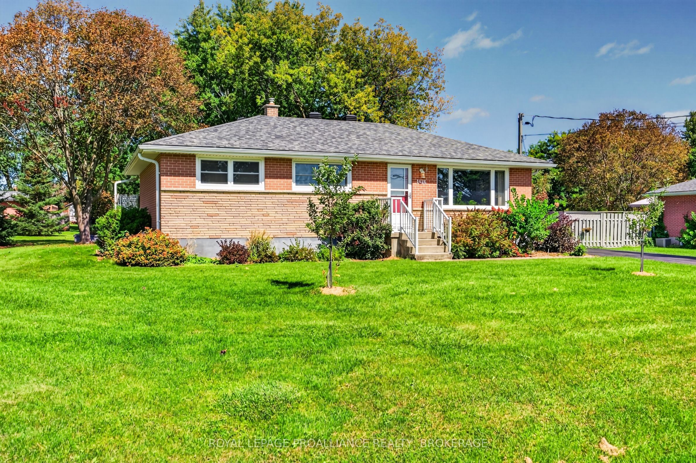 1424 Heath Street Property Photo 2