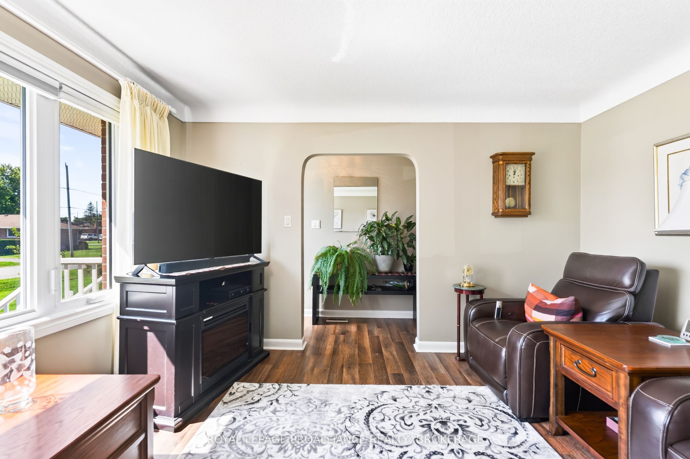 1424 Heath Street Property Photo 5
