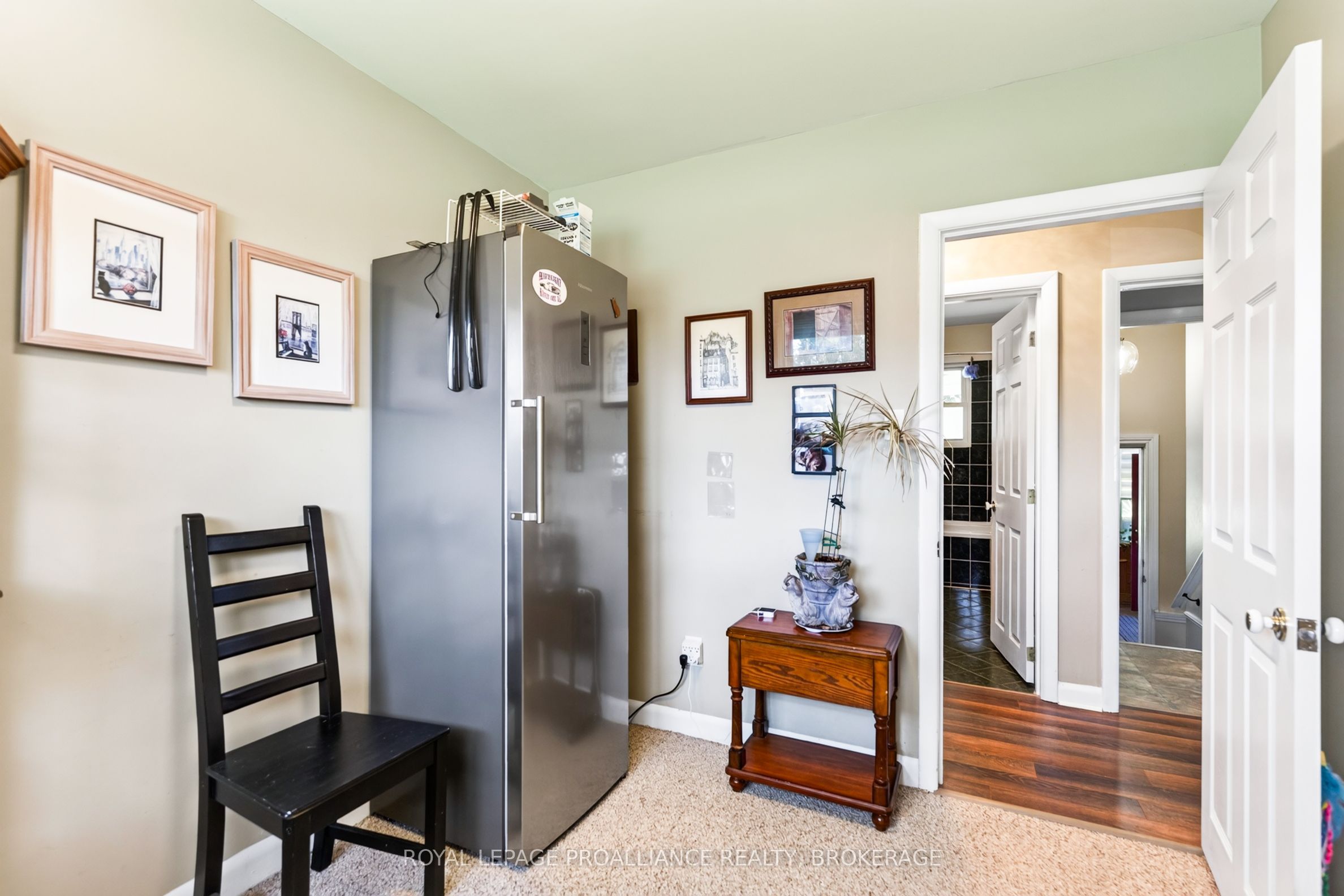1424 Heath Street Property Photo 17