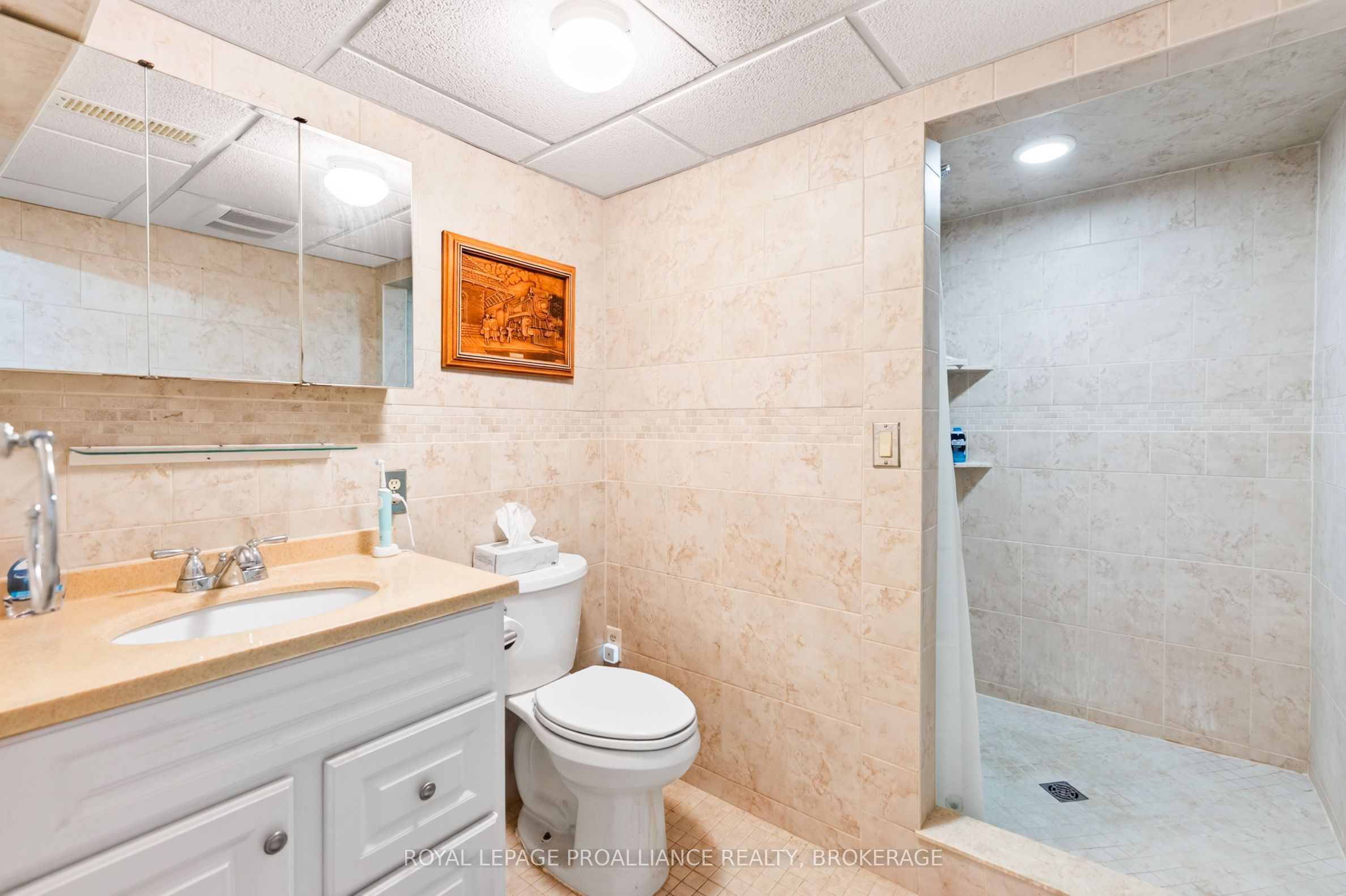 1424 Heath Street Property Photo 31
