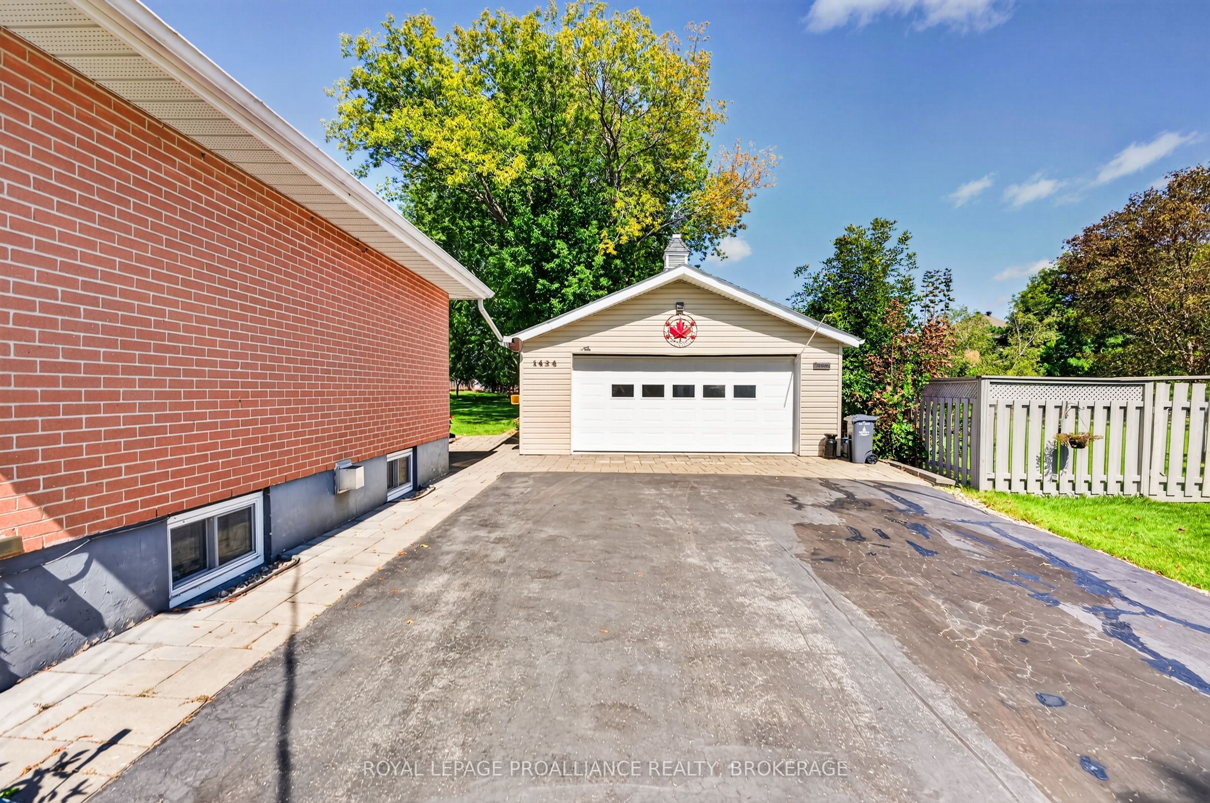 1424 Heath Street Property Photo 41
