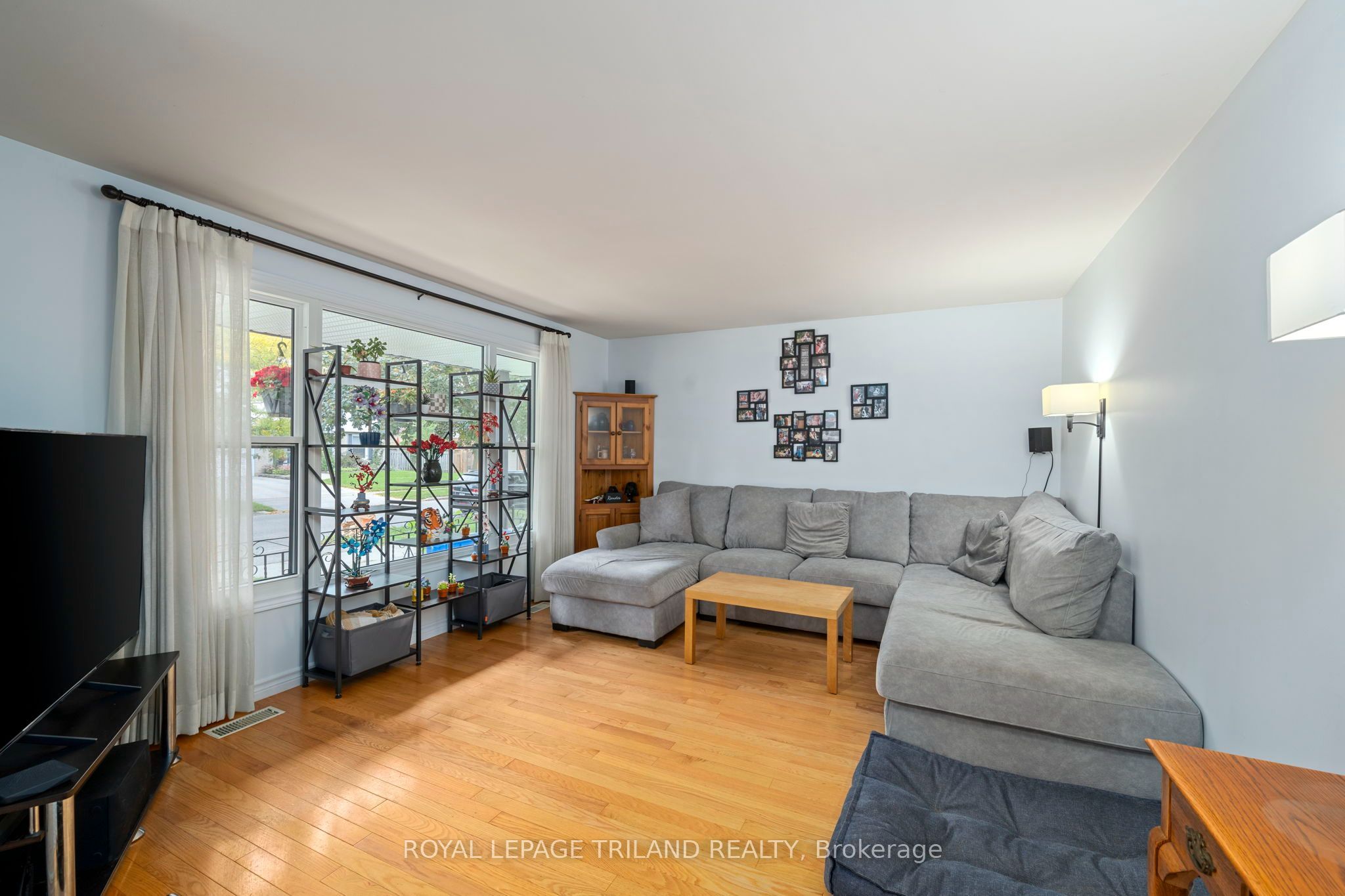 1611 Trossacks Avenue Property Photo 6