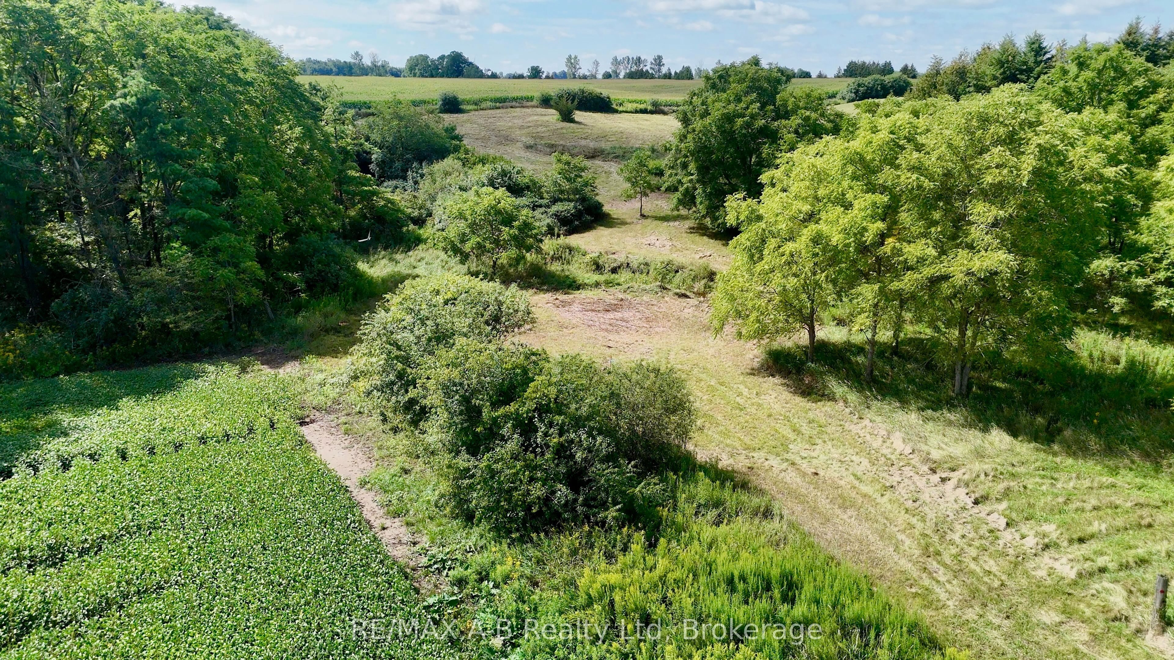 4225 Line 7 Property Photo 12