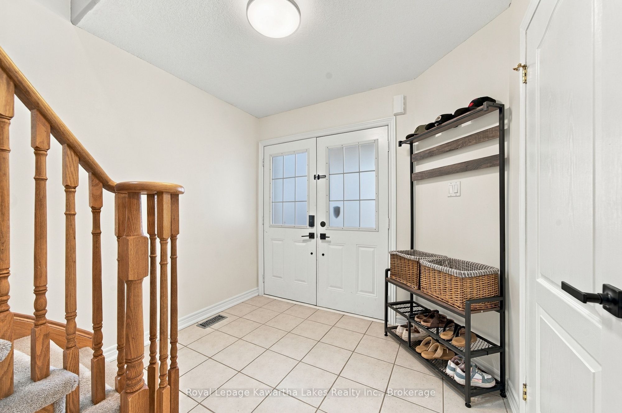 12 Lucas Crescent Property Photo 9