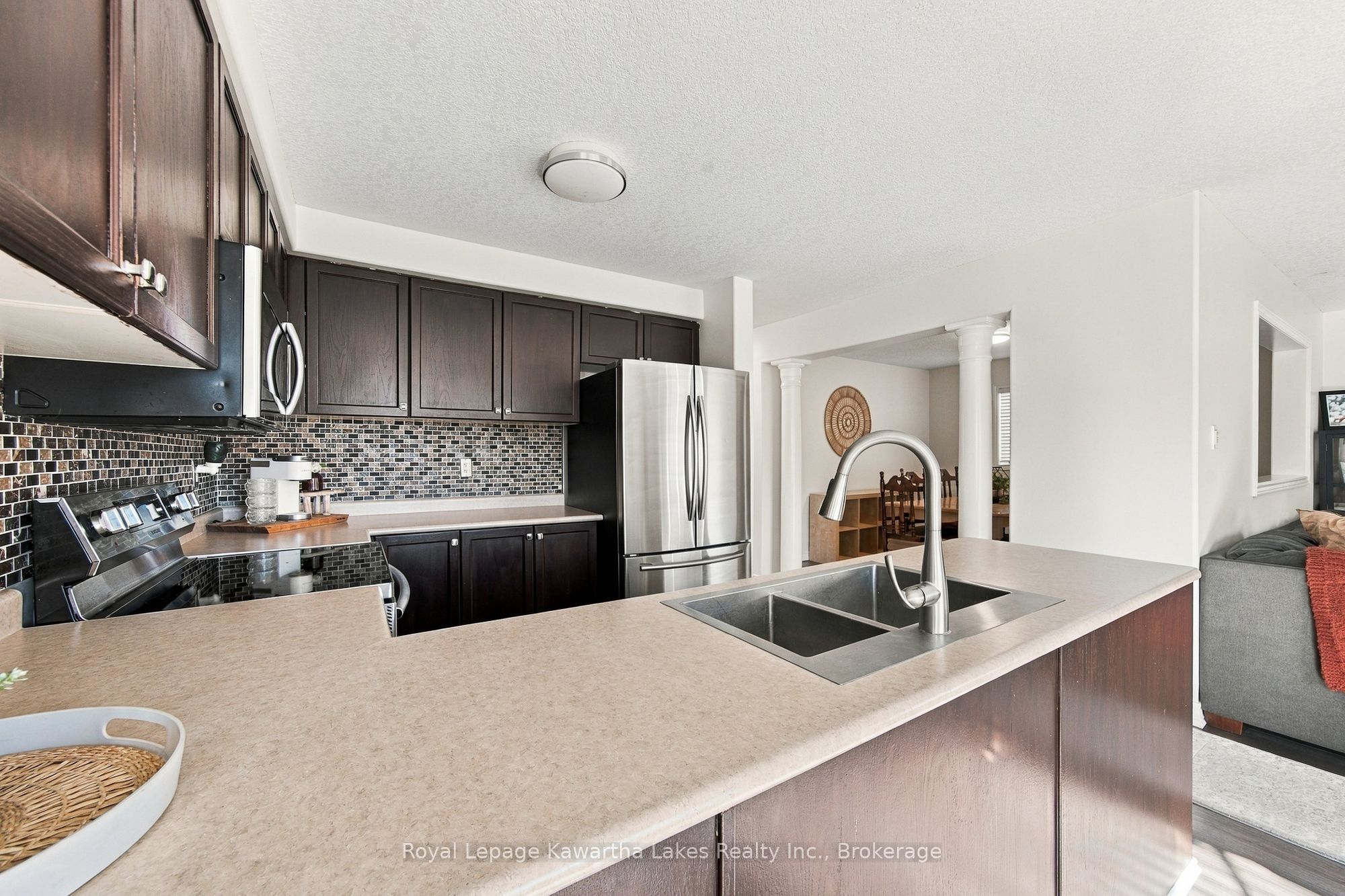 12 Lucas Crescent Property Photo 17