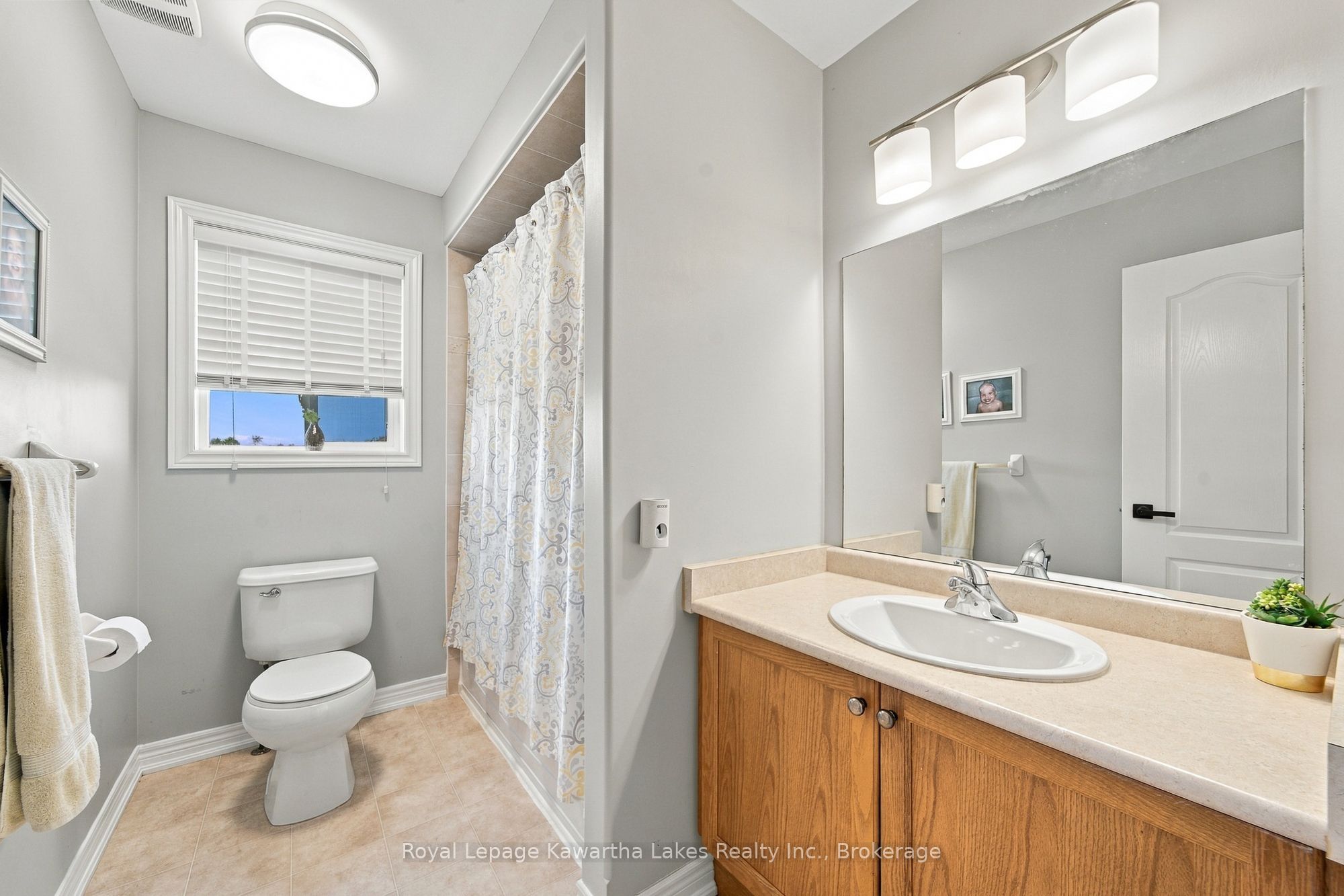 12 Lucas Crescent Property Photo 38