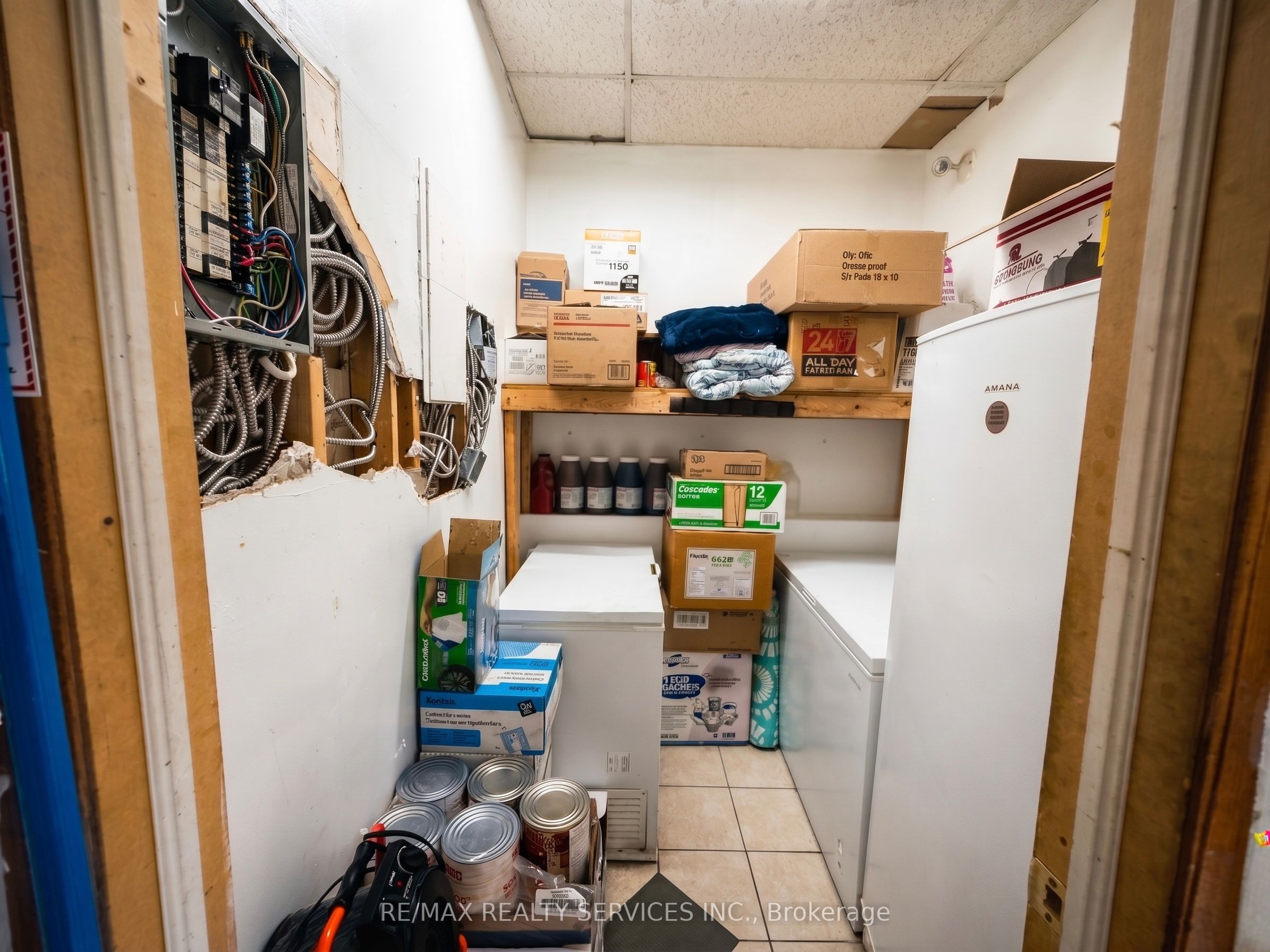 547 Speedvale Avenue E Property Photo 19