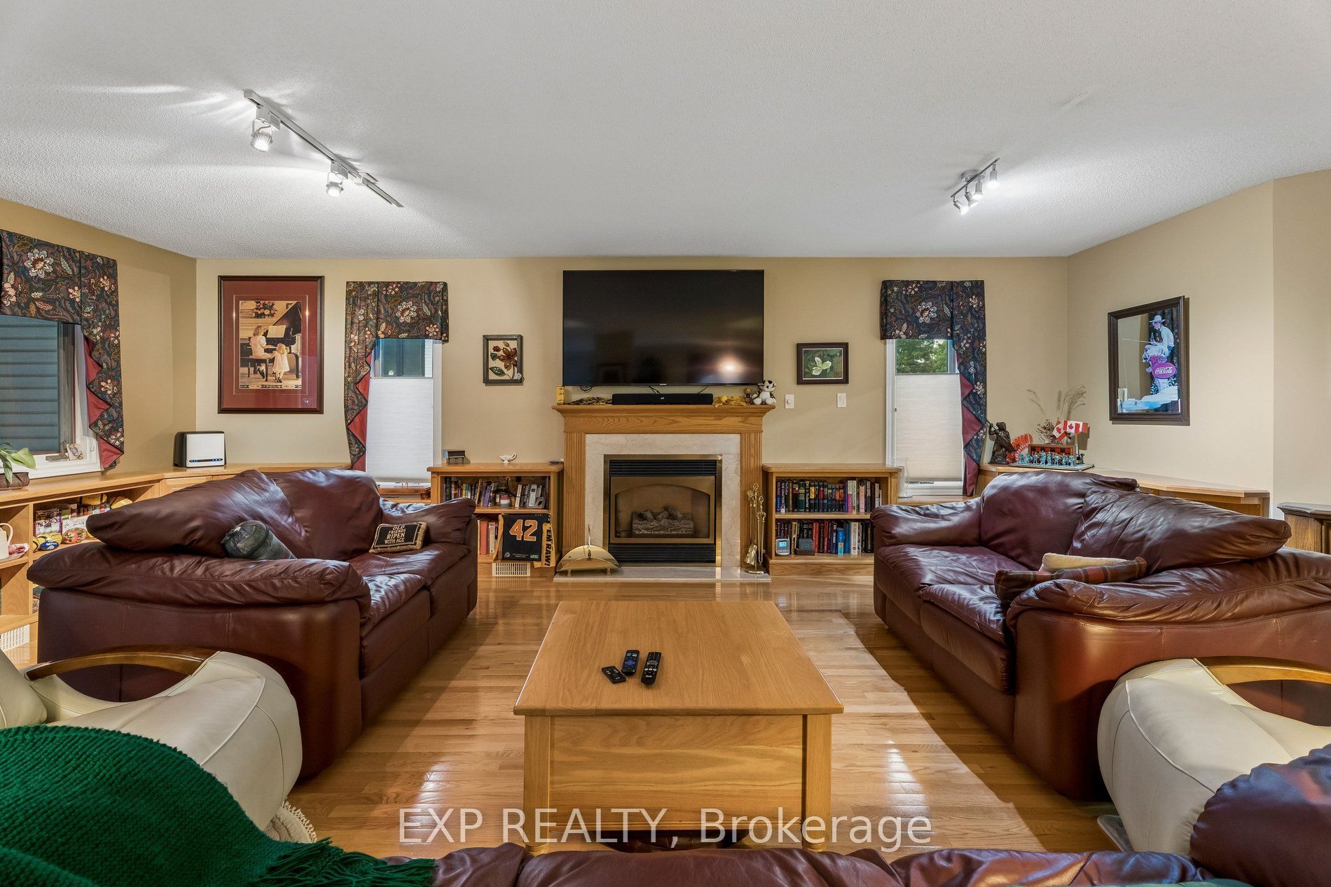 152 Dufferin Avenue 8 Property Photo 7