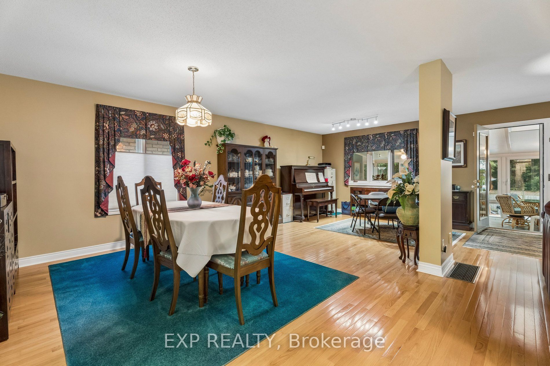 152 Dufferin Avenue 8 Property Photo 11