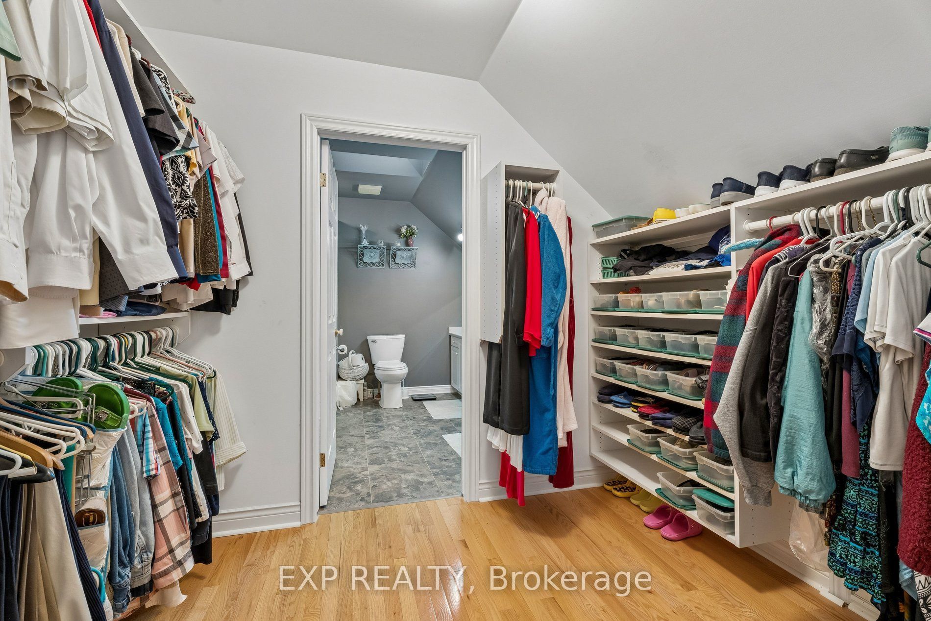 152 Dufferin Avenue 8 Property Photo 30