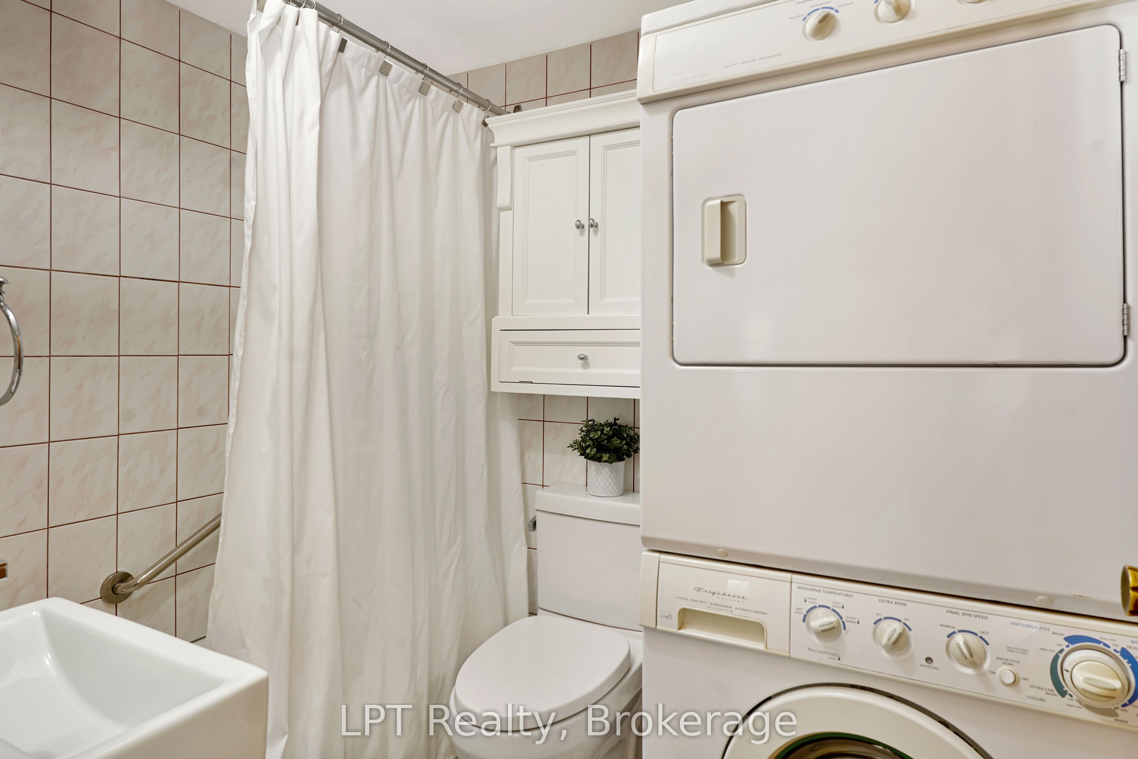 67 Mcivor Drive Property Photo 12