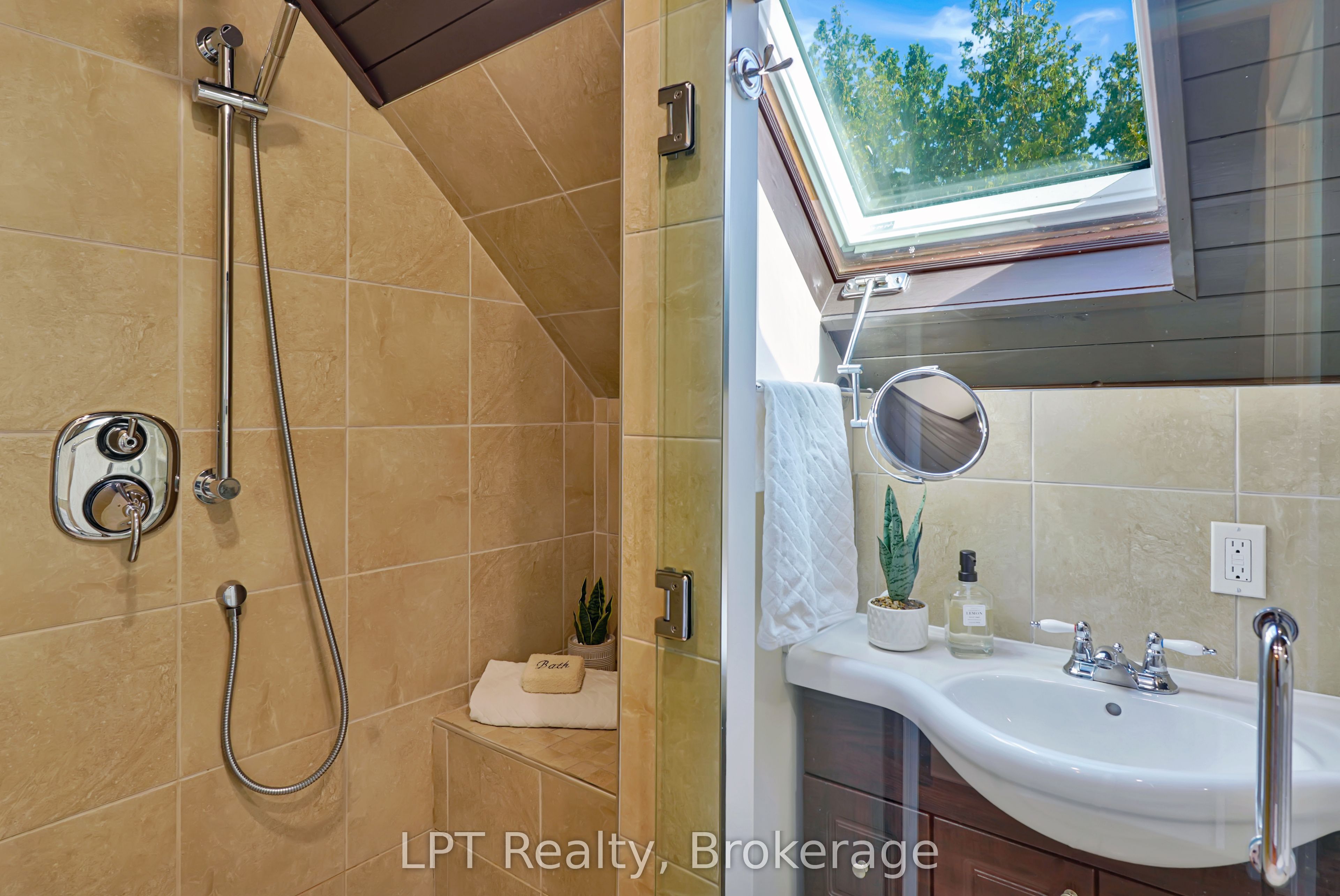 67 Mcivor Drive Property Photo 25