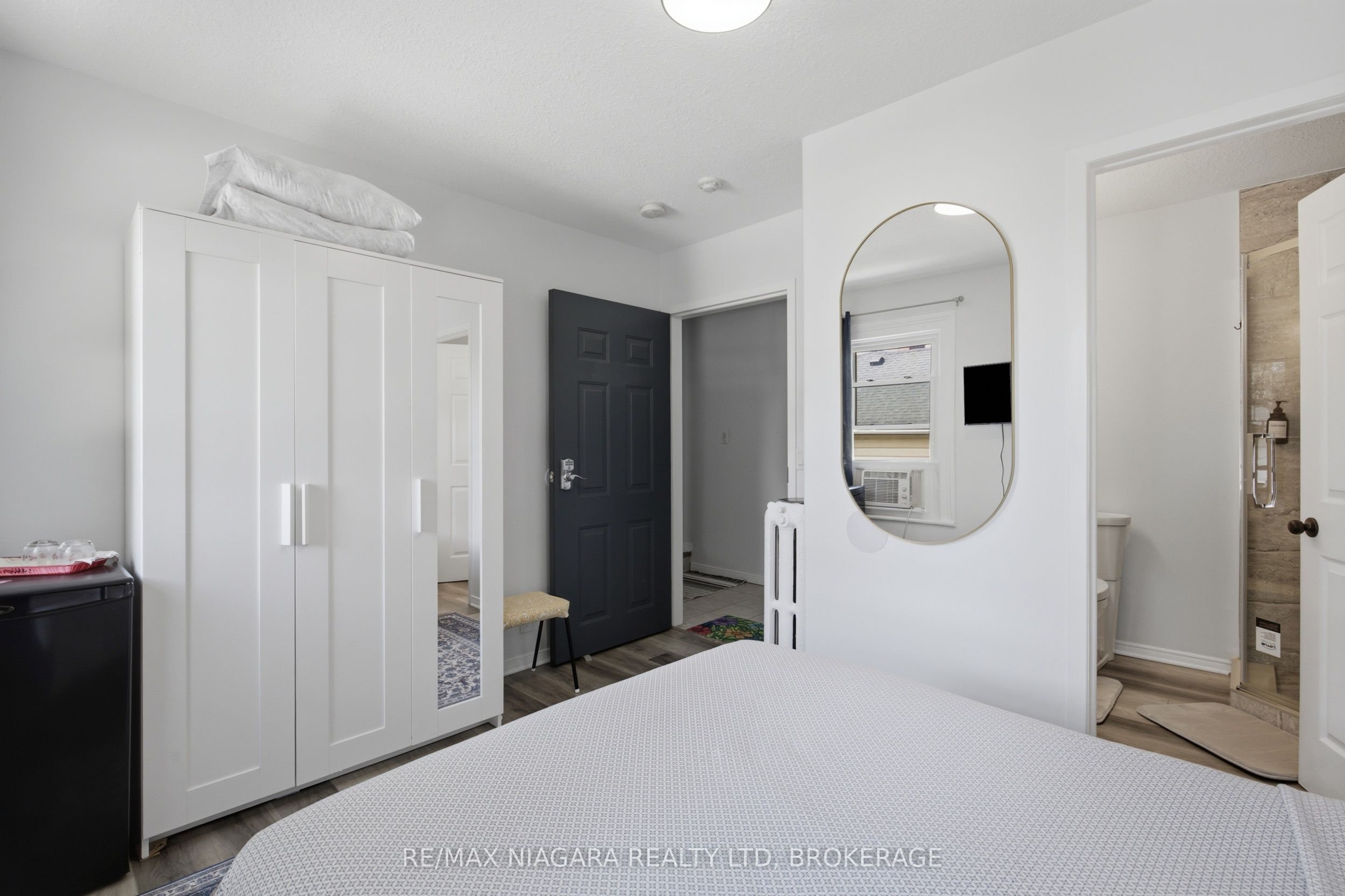 4291 Simcoe Street Property Photo 29