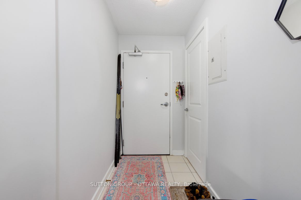 138 Somerset Street W 508 Property Photo 35