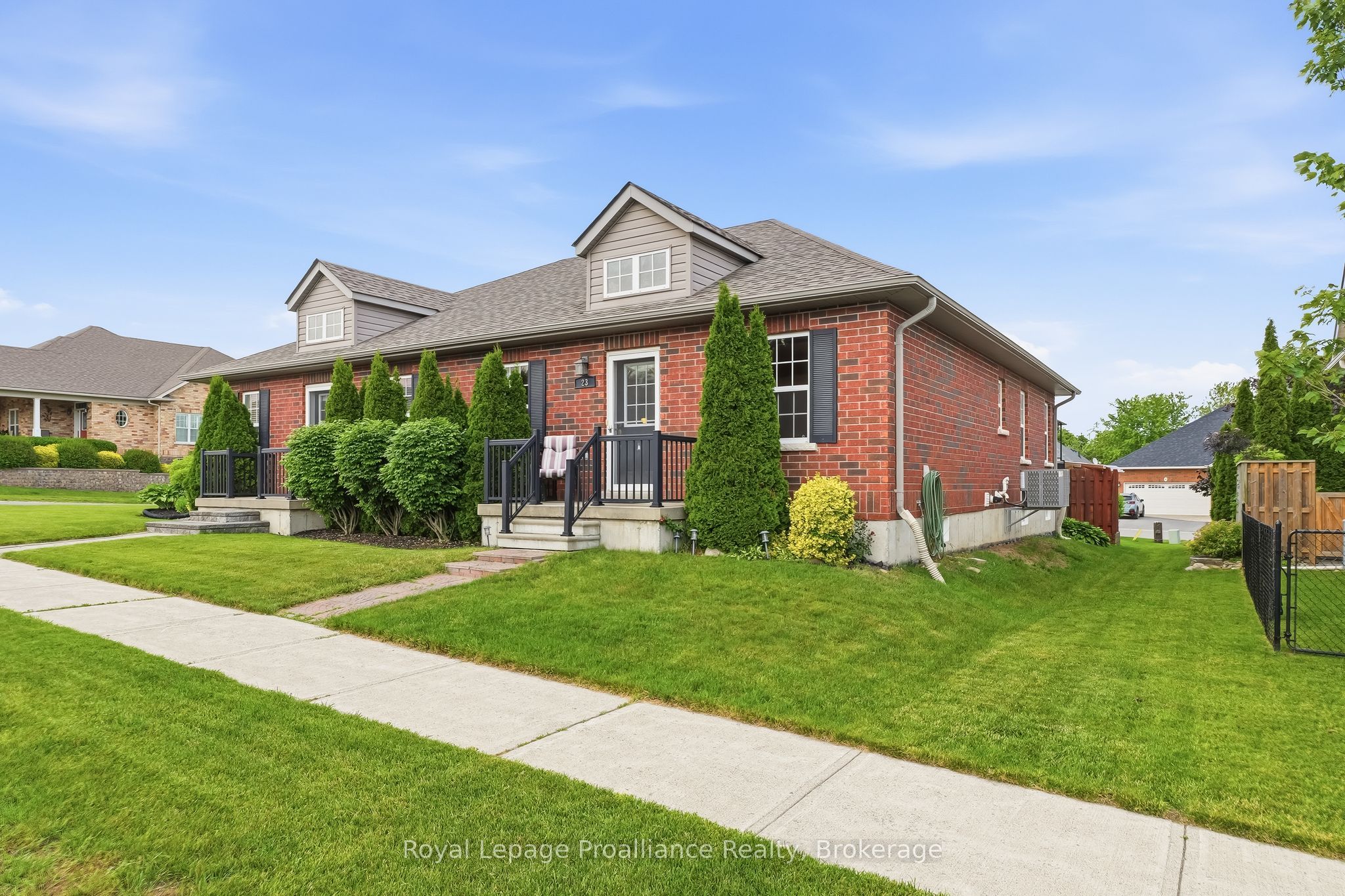 23 Empire Boulevard Property Photo 2