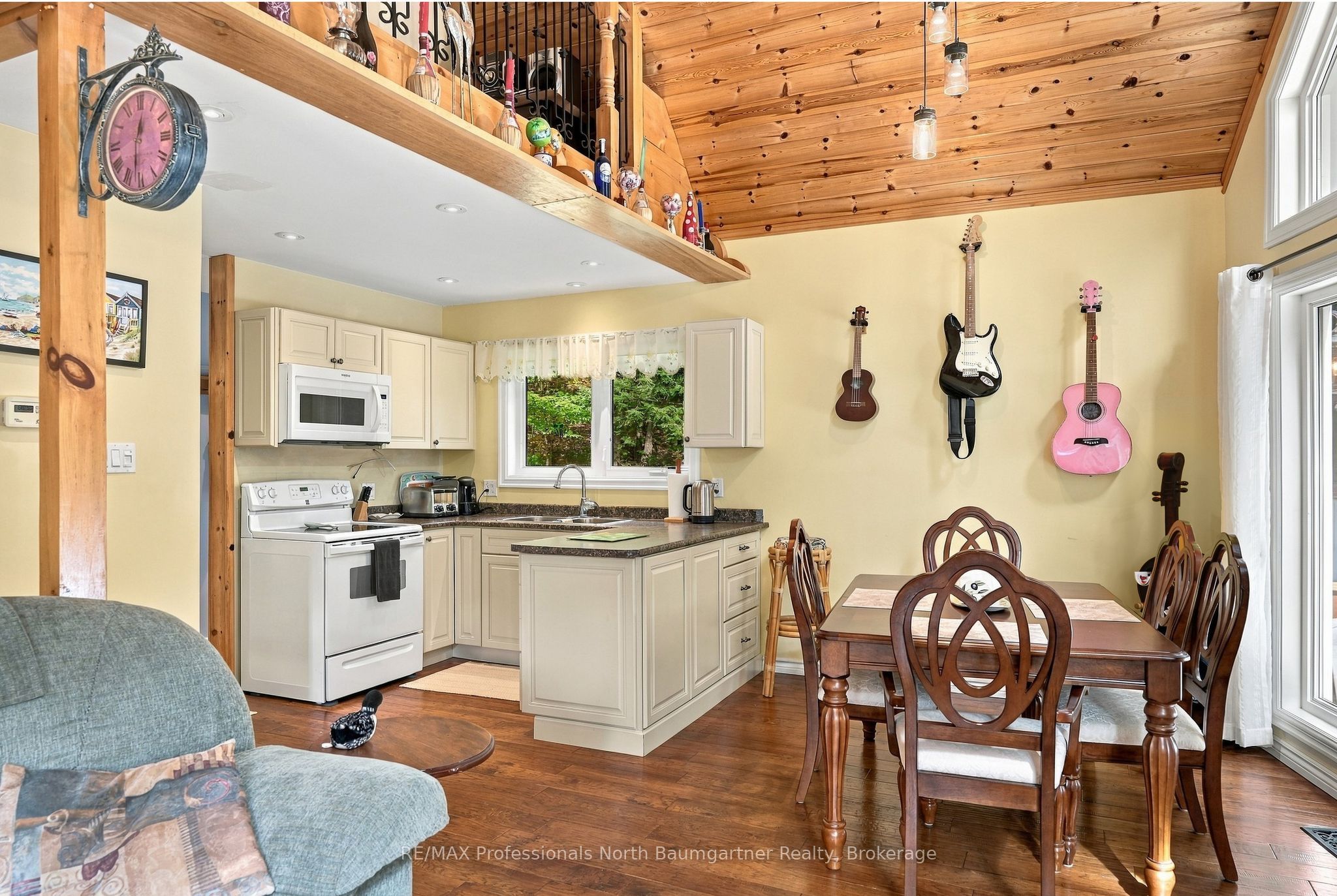 1289 Big Hawk Lake Road Property Photo 16