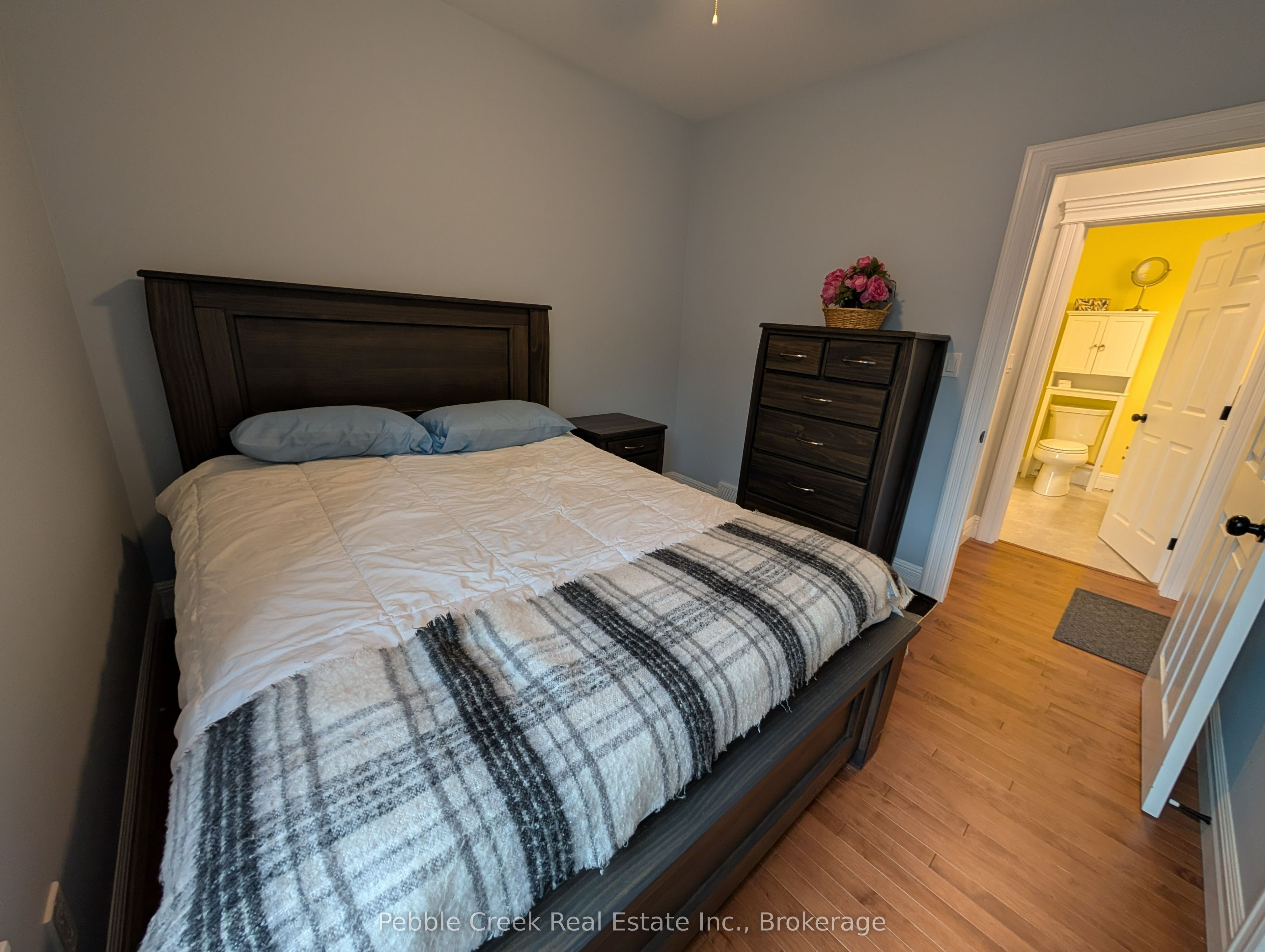 180 Cobourg Street Property Photo 25