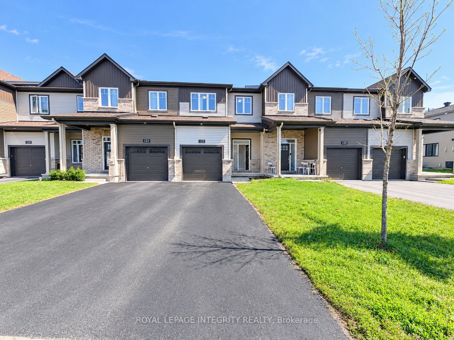 123 Chakra Street Property Photo 1