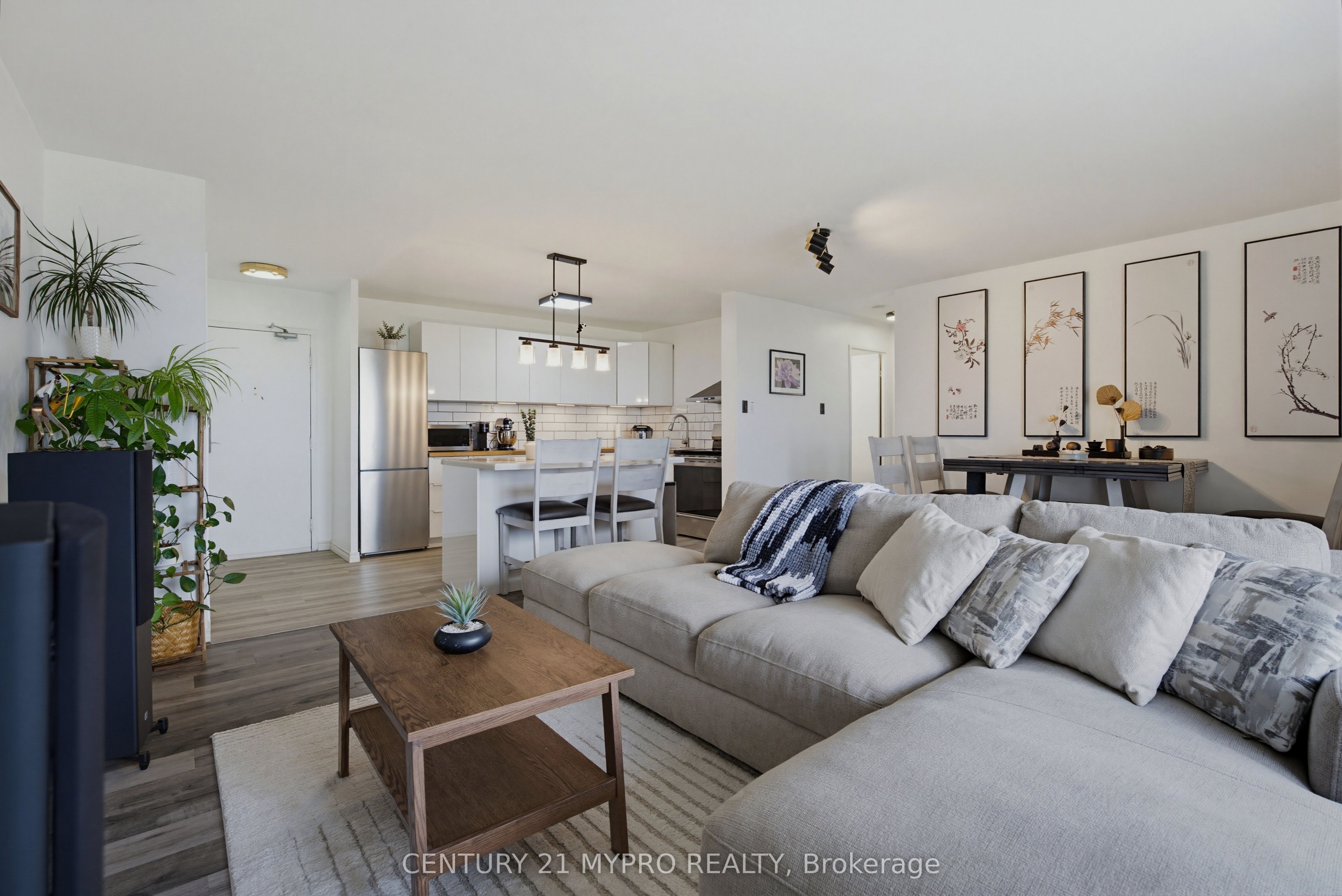 563 Mornington Avenue 708 Property Photo 1