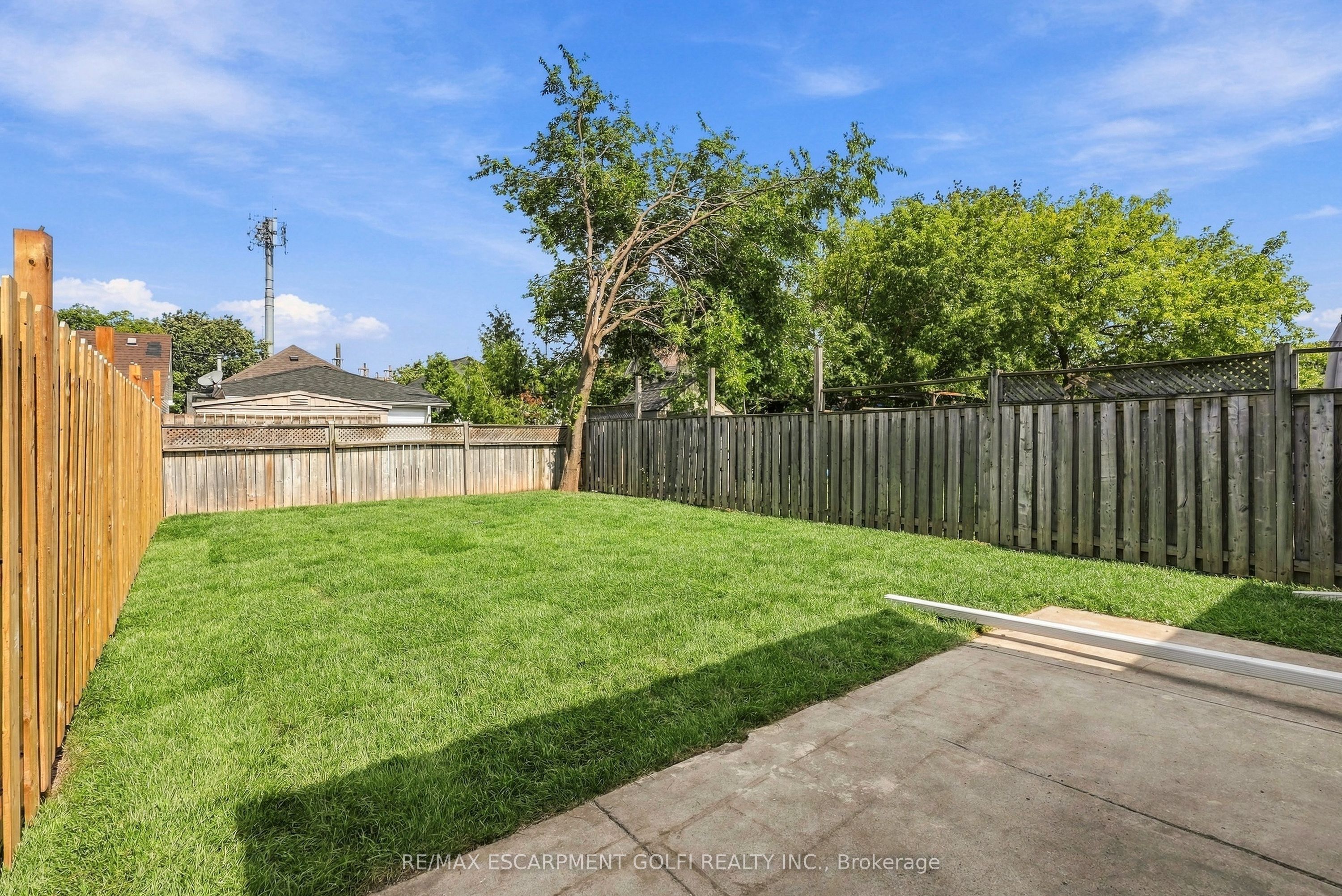 19 Vansitmart Avenue Property Photo 25