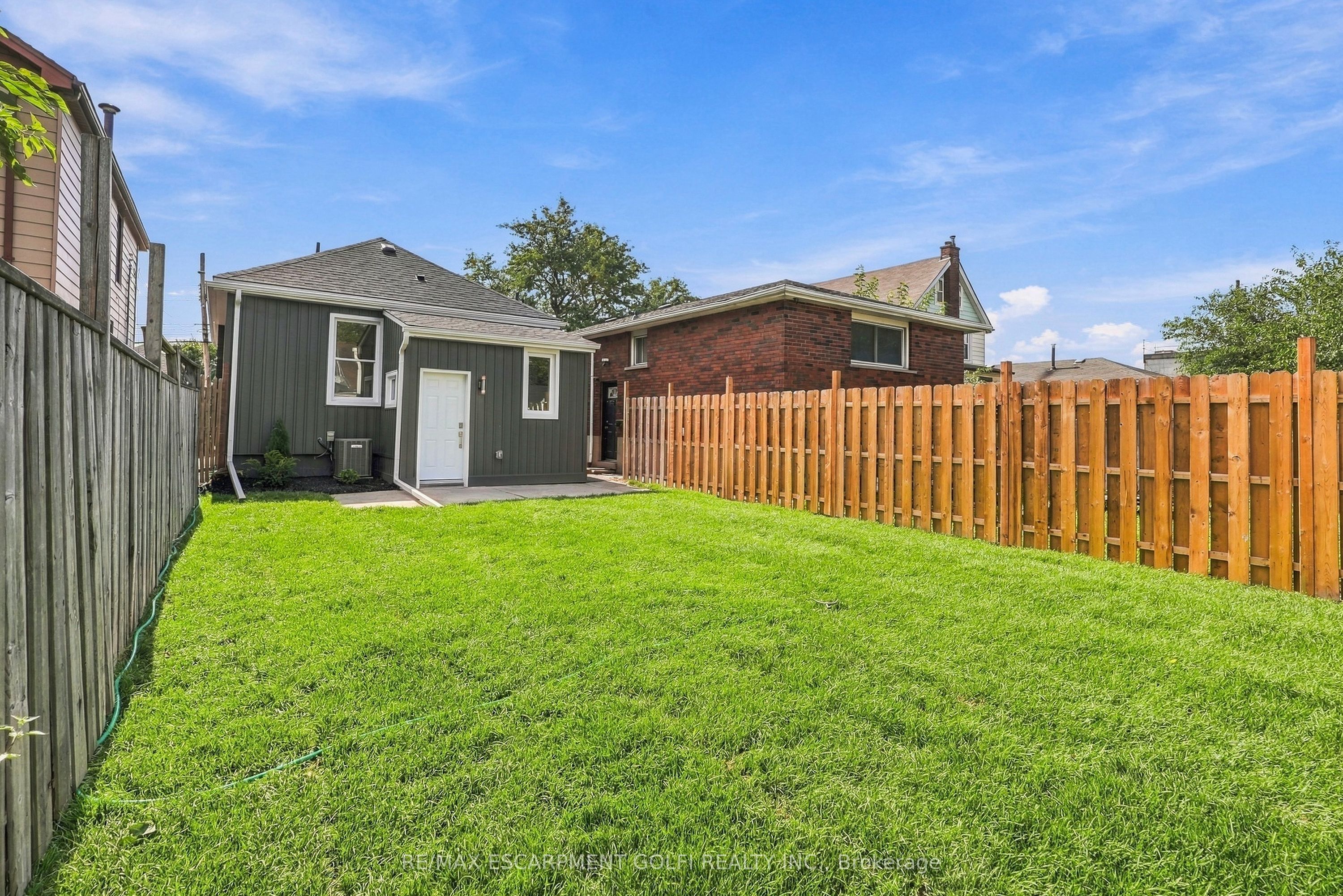 19 Vansitmart Avenue Property Photo 26
