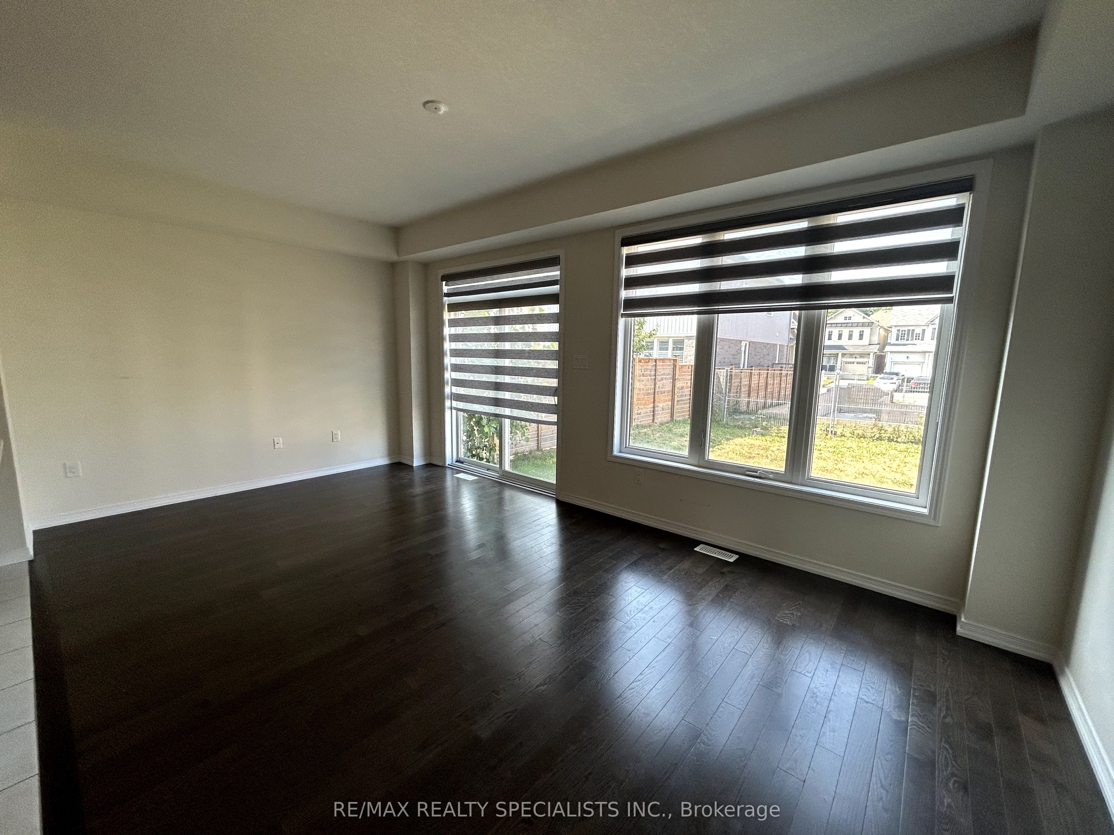 8749 Sourgum Avenue Property Photo 2
