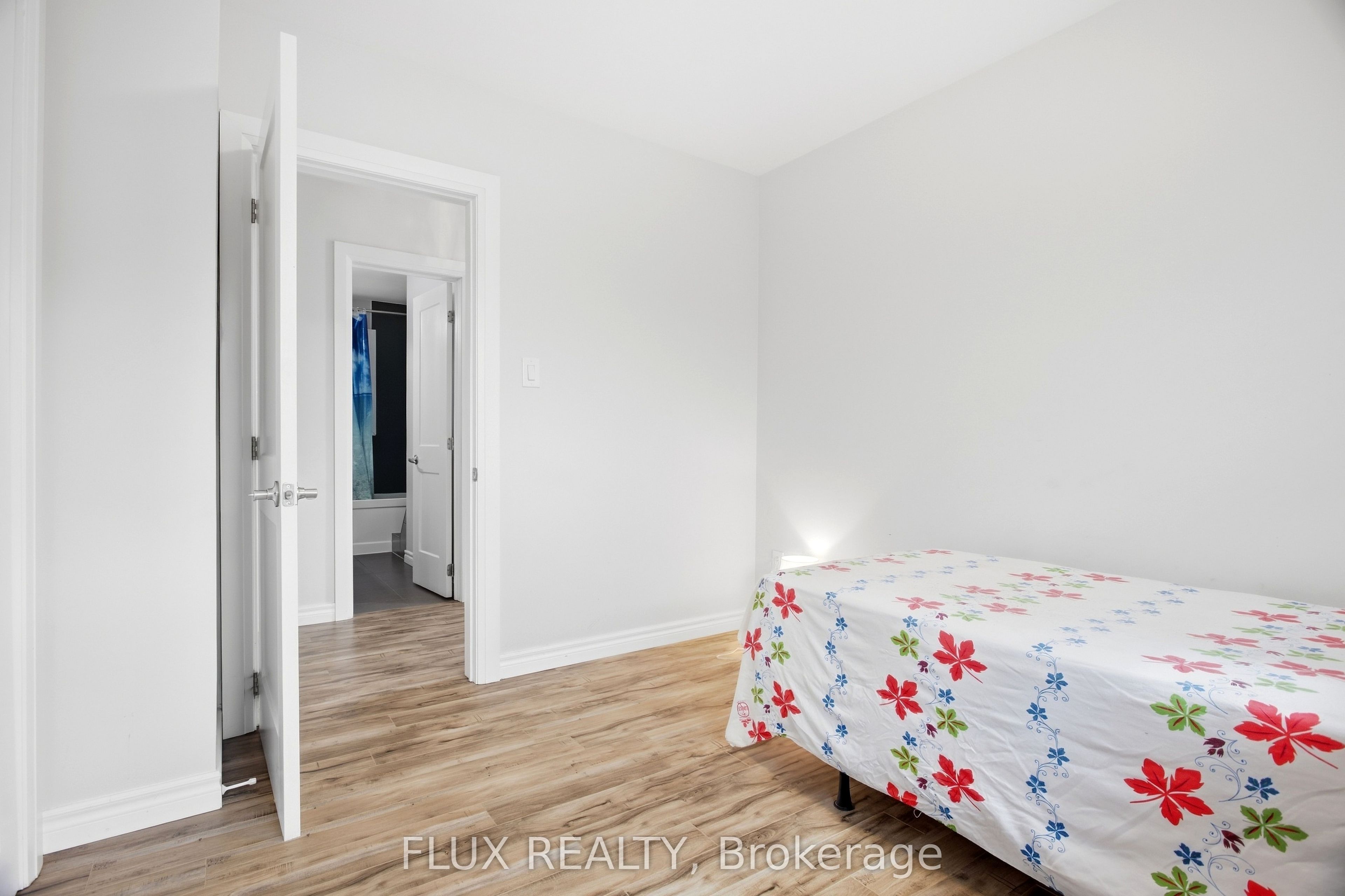 10 Jean Avenue Property Photo 21