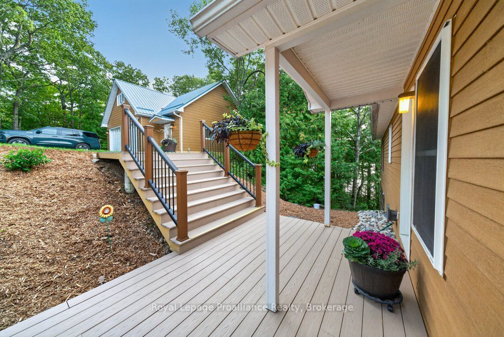 1214 Big Gull Lane Property Photo 11
